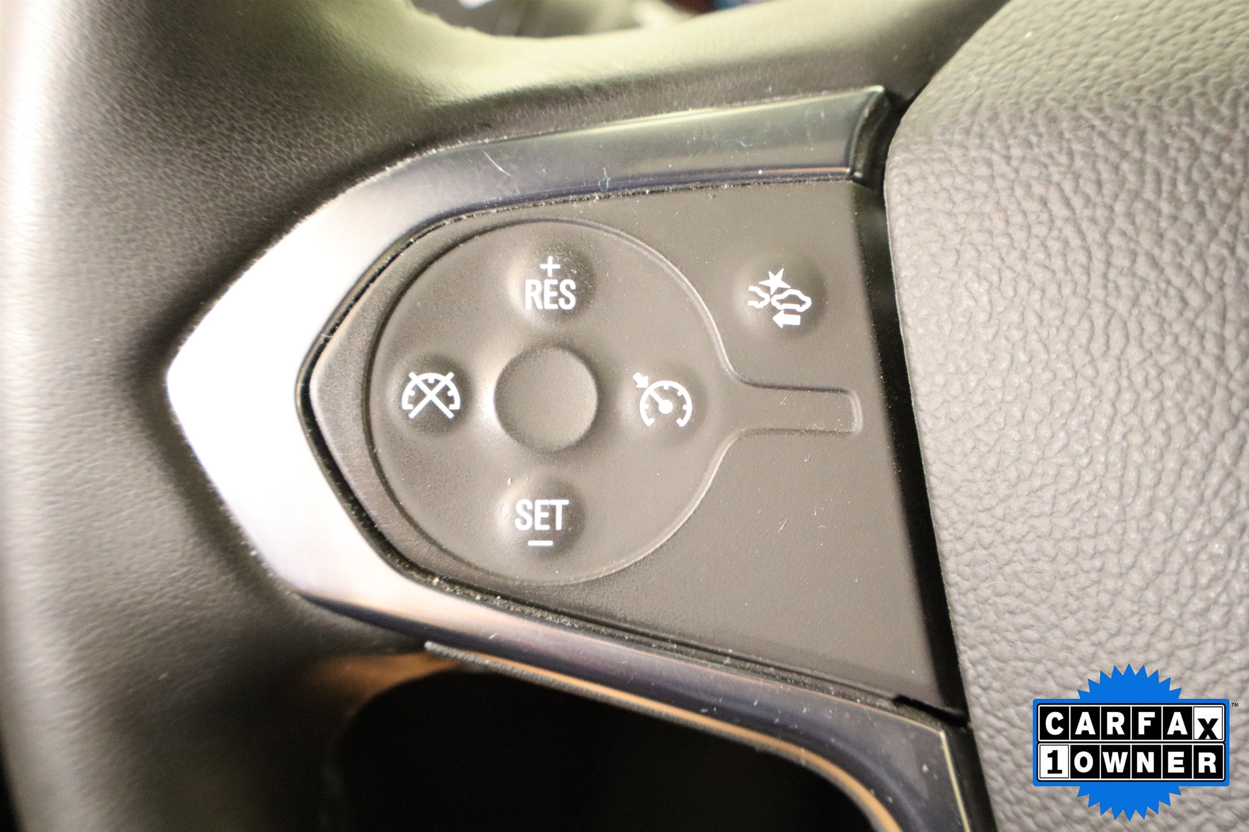 2024 Chevrolet Traverse Limited LT Cloth