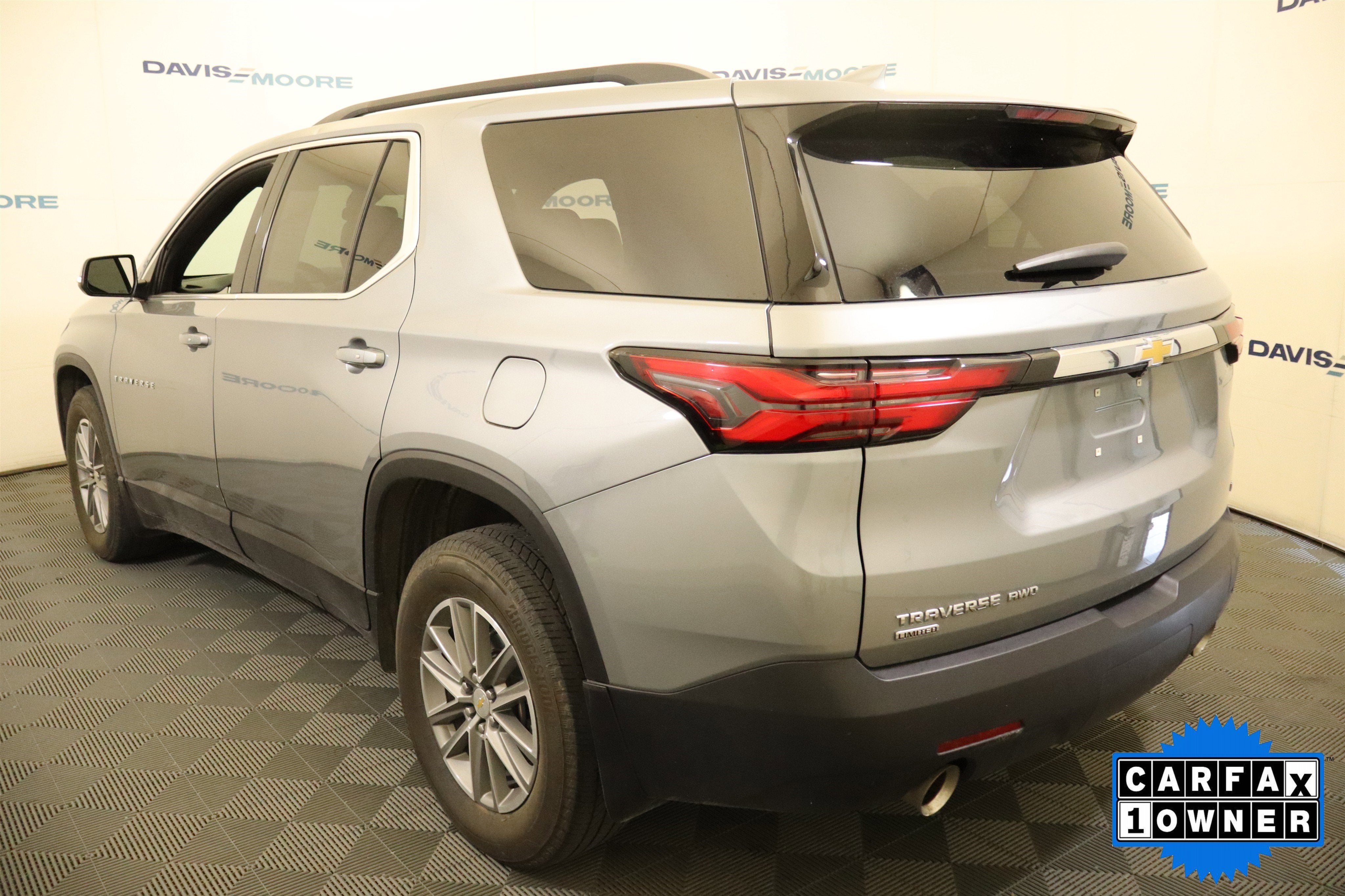 2024 Chevrolet Traverse Limited LT Cloth