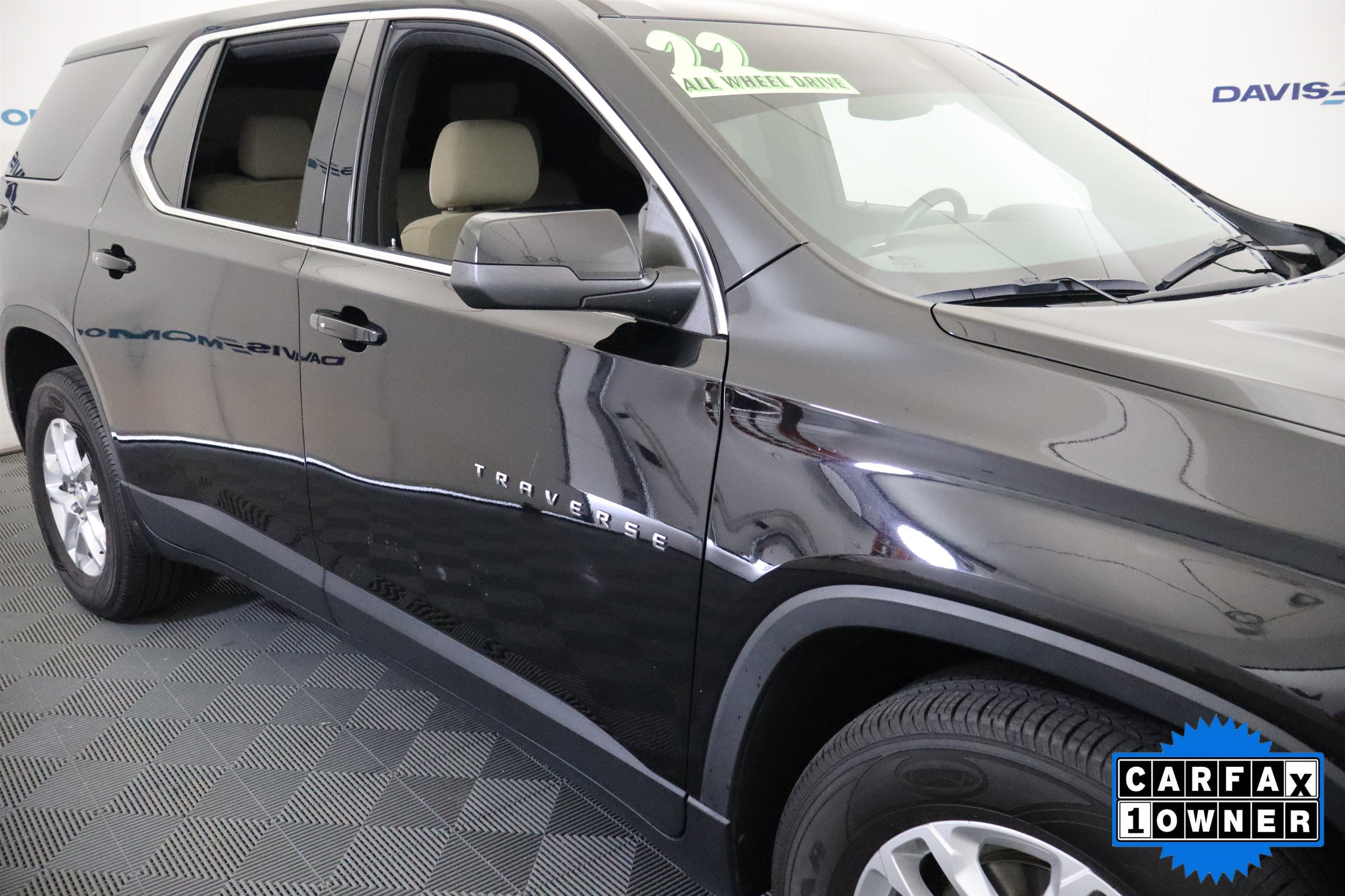 2022 Chevrolet Traverse LS AWD