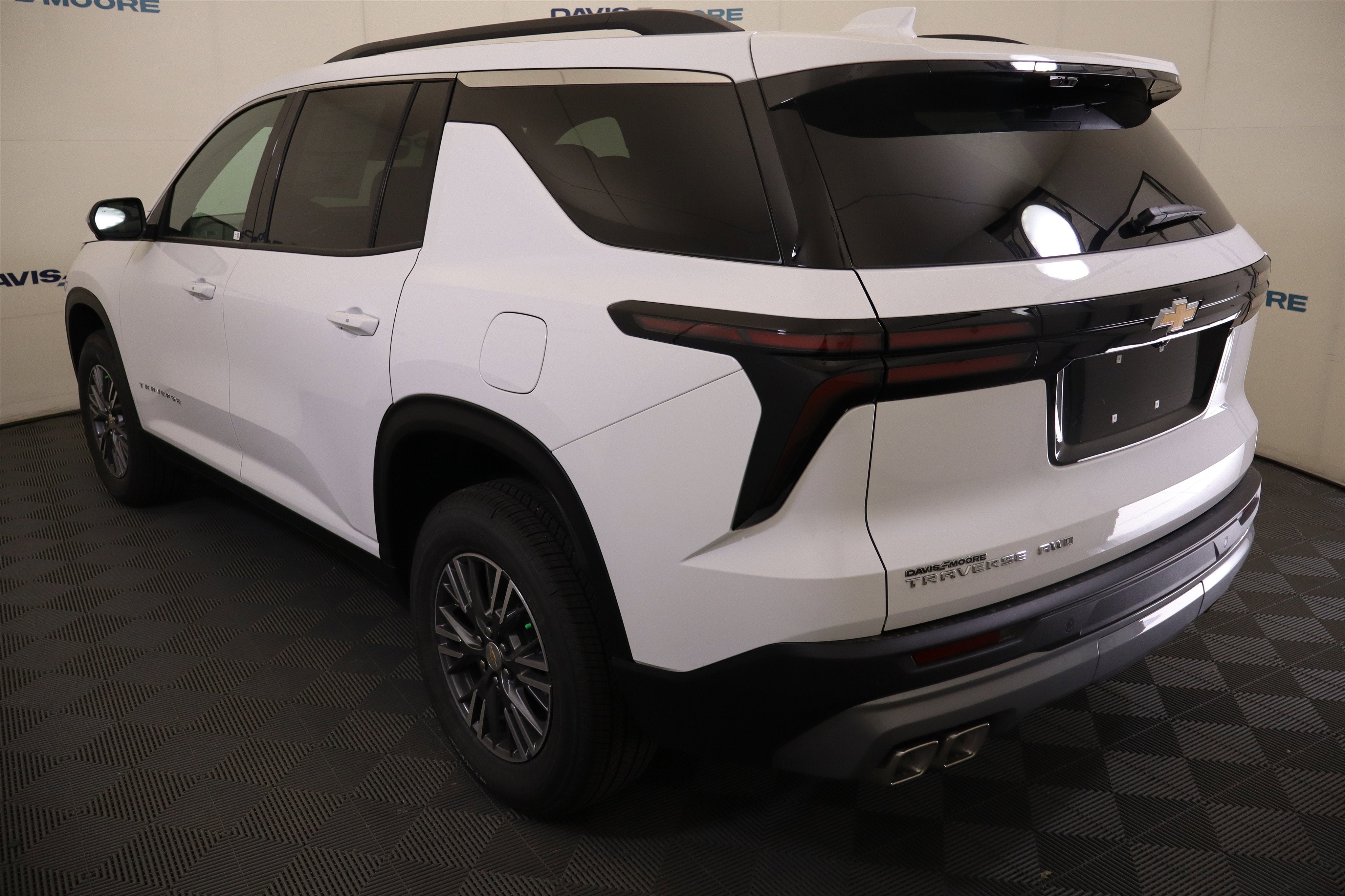 2026 Chevrolet Traverse AWD LT