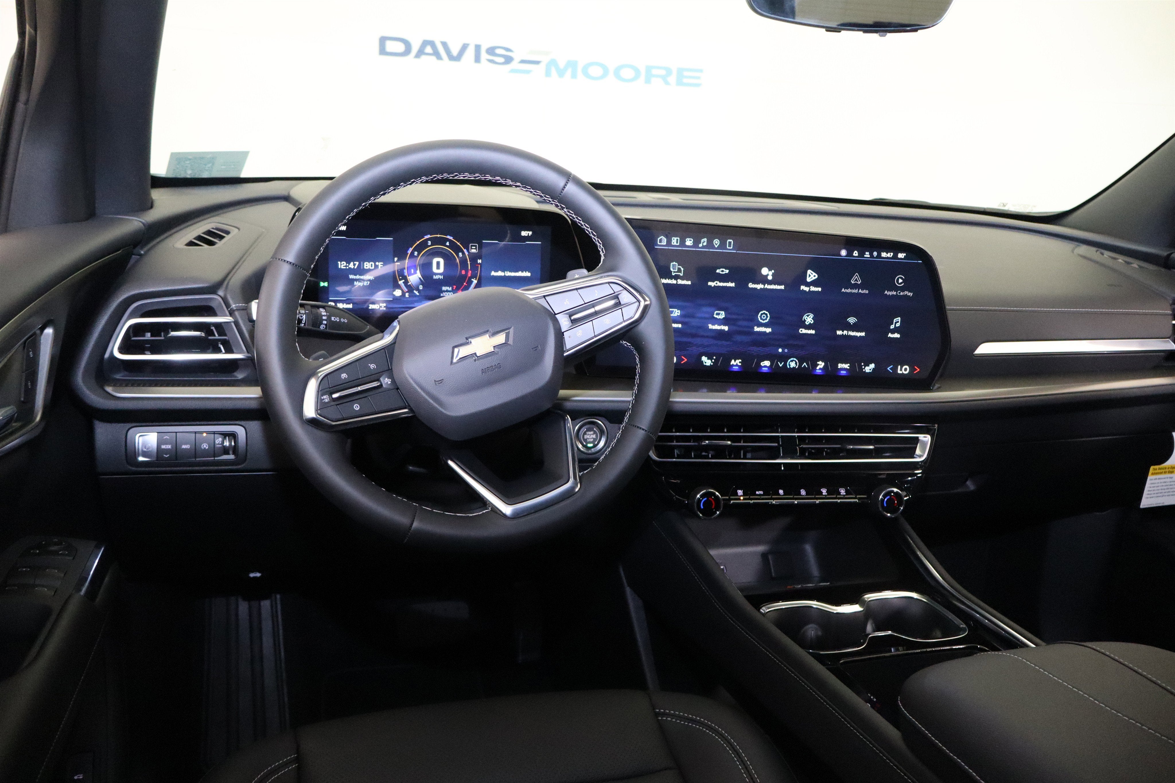 2026 Chevrolet Traverse AWD LT