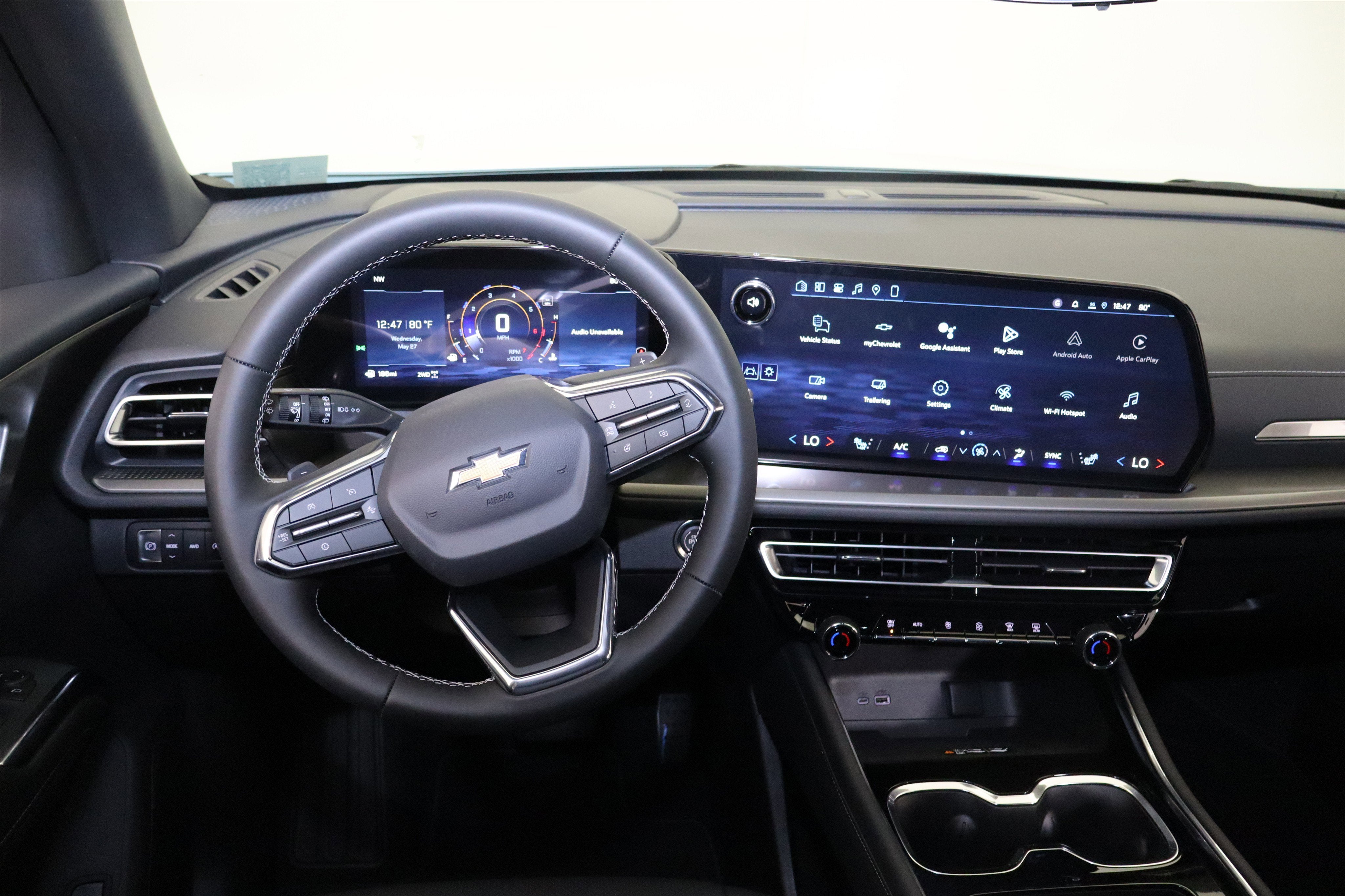2026 Chevrolet Traverse AWD LT