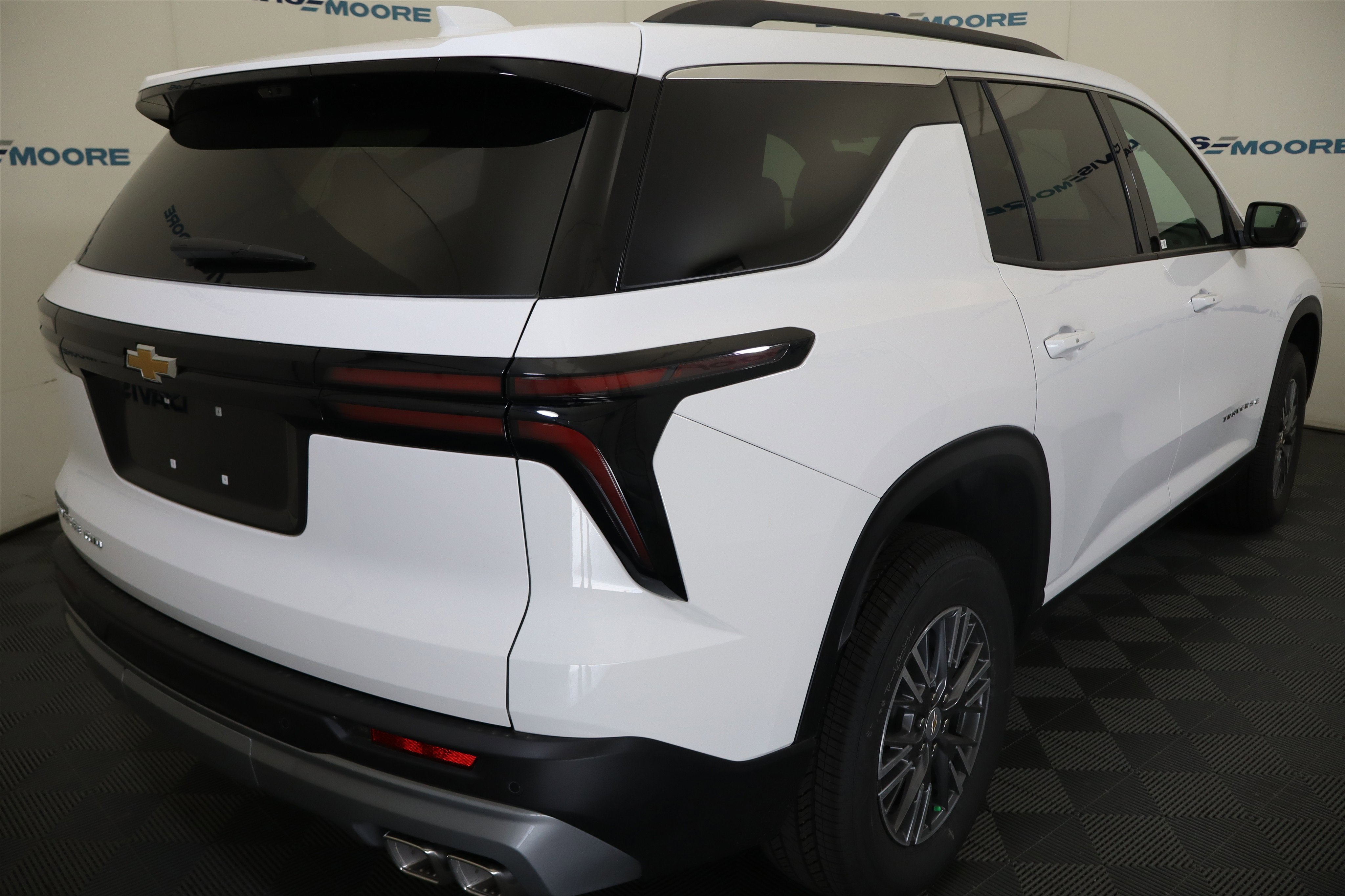 2026 Chevrolet Traverse AWD LT