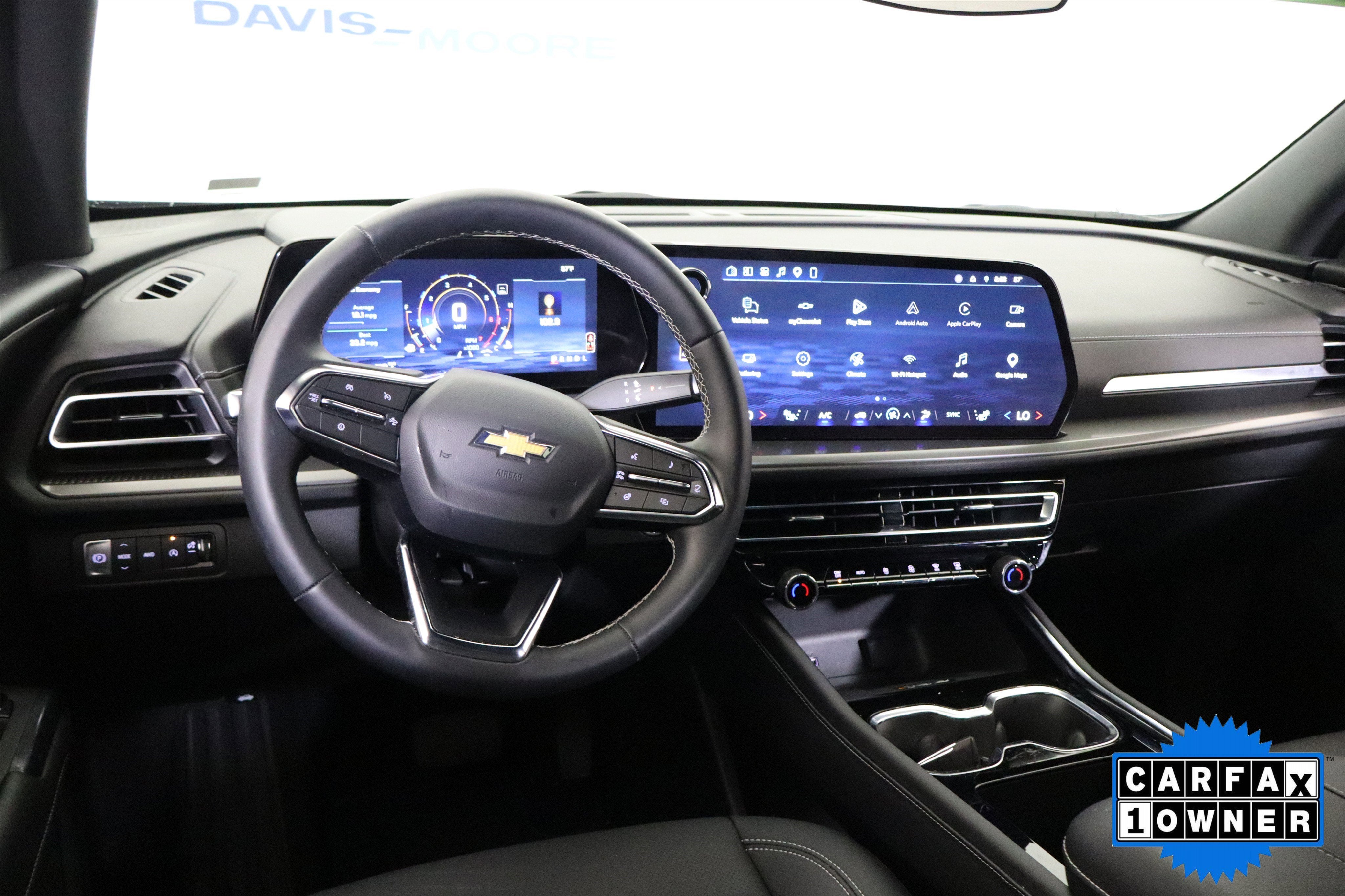 2026 Chevrolet Traverse AWD LT