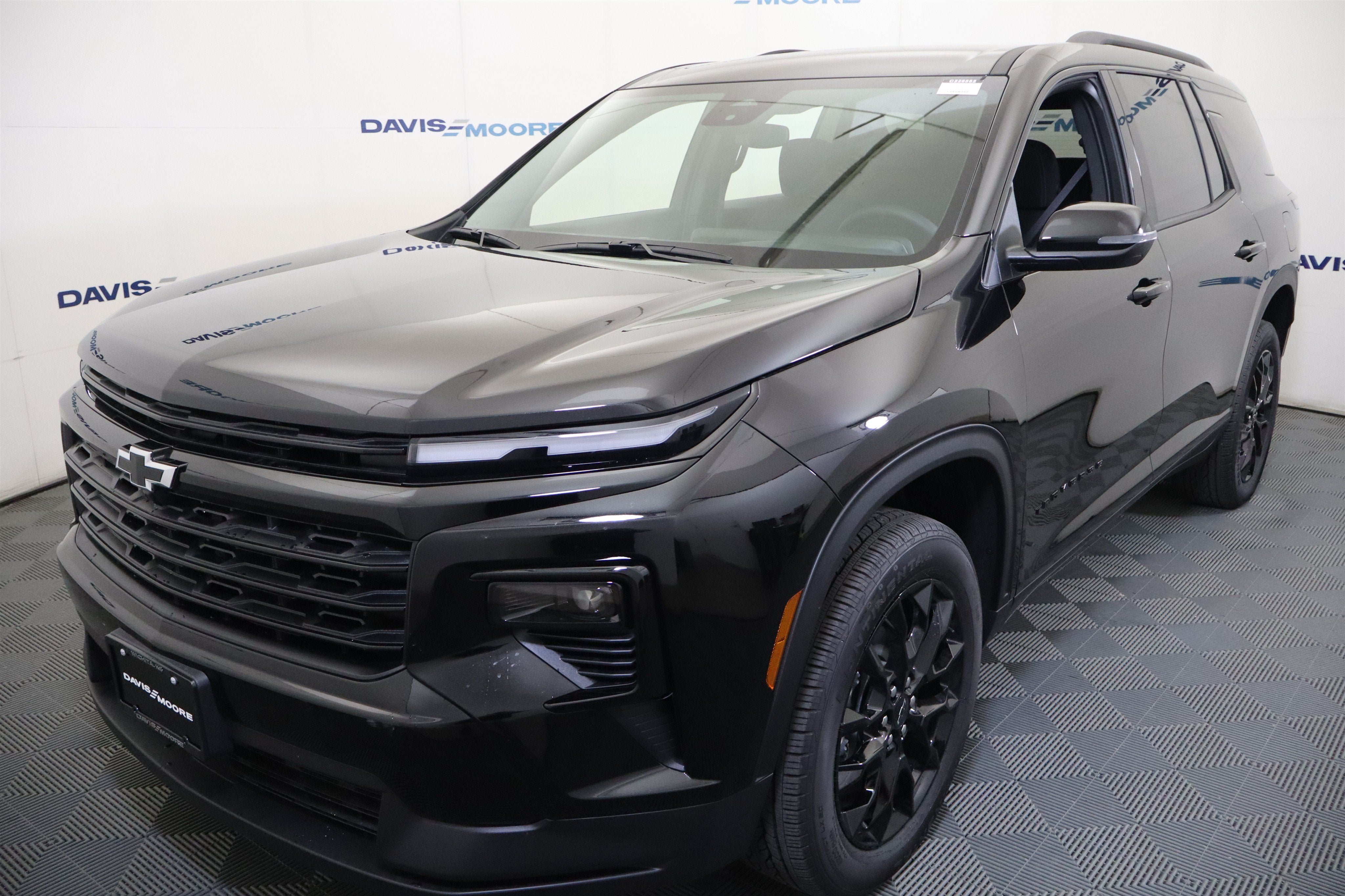 2026 Chevrolet Traverse AWD LT