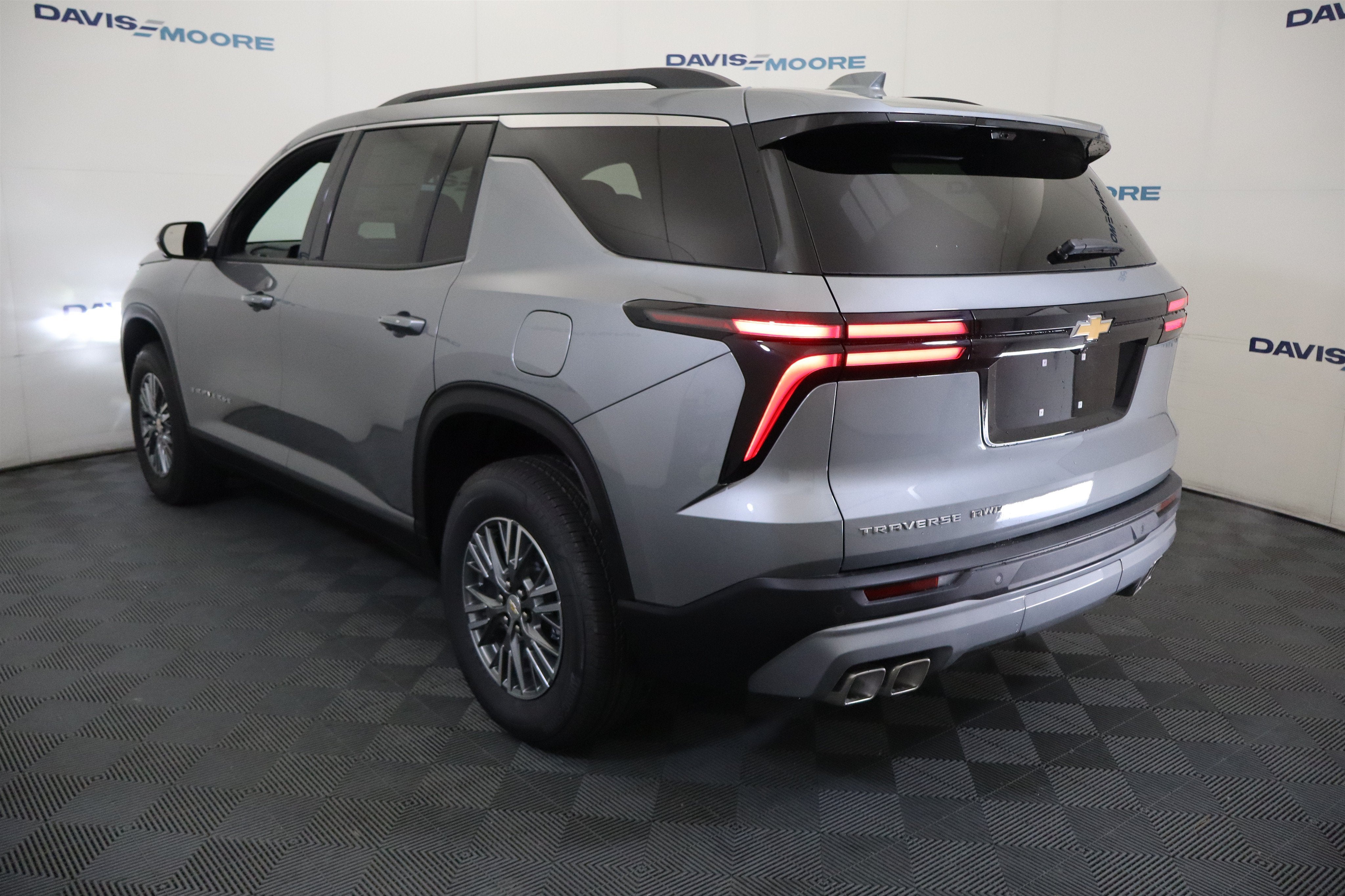 2026 Chevrolet Traverse AWD LT