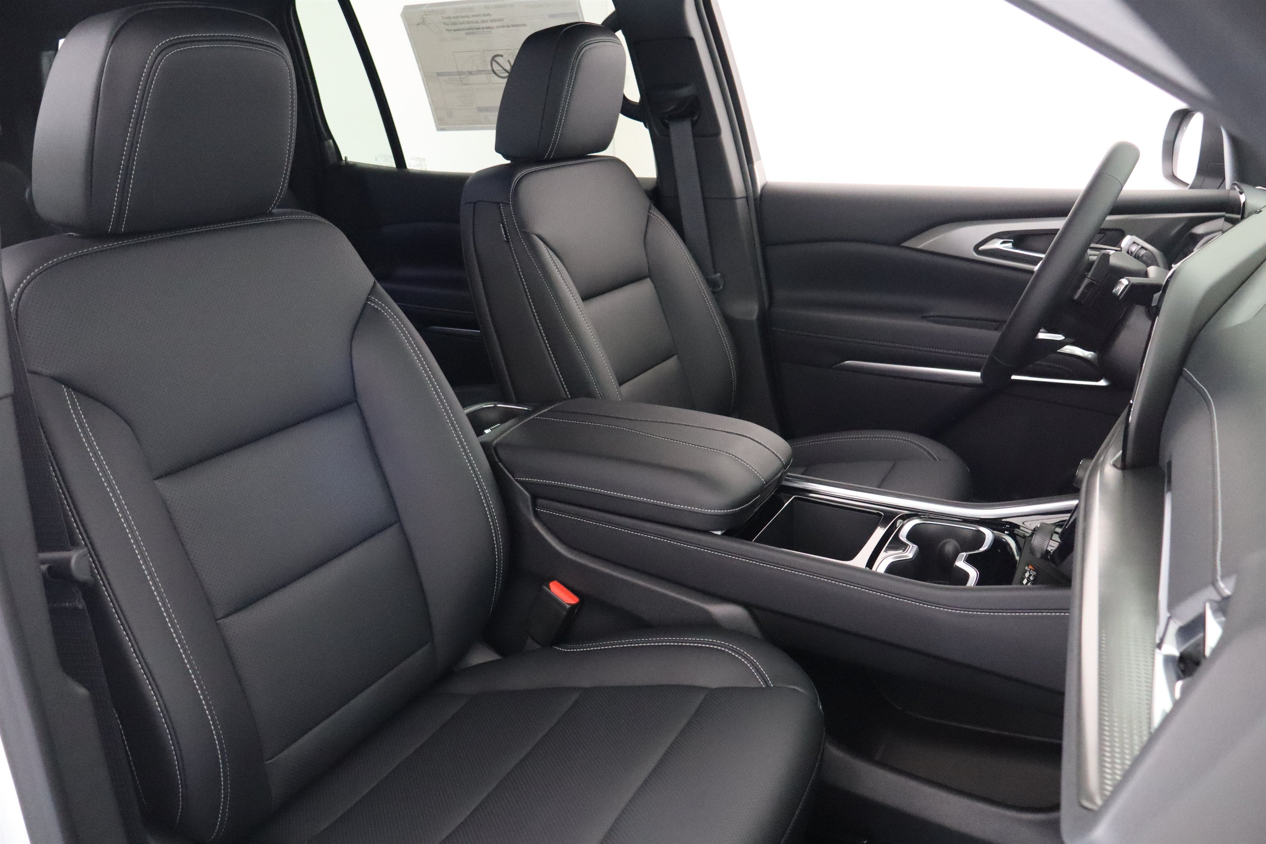 2027 Chevrolet Traverse AWD LT
