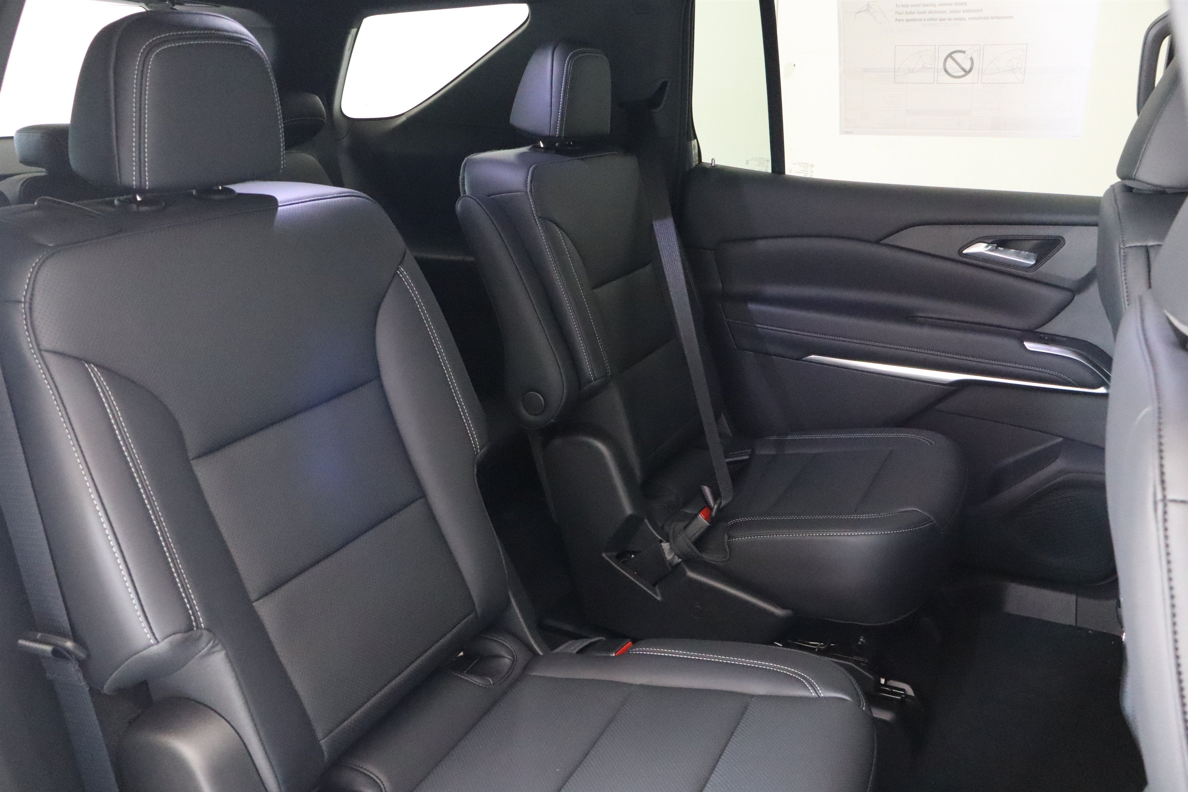 2027 Chevrolet Traverse AWD LT