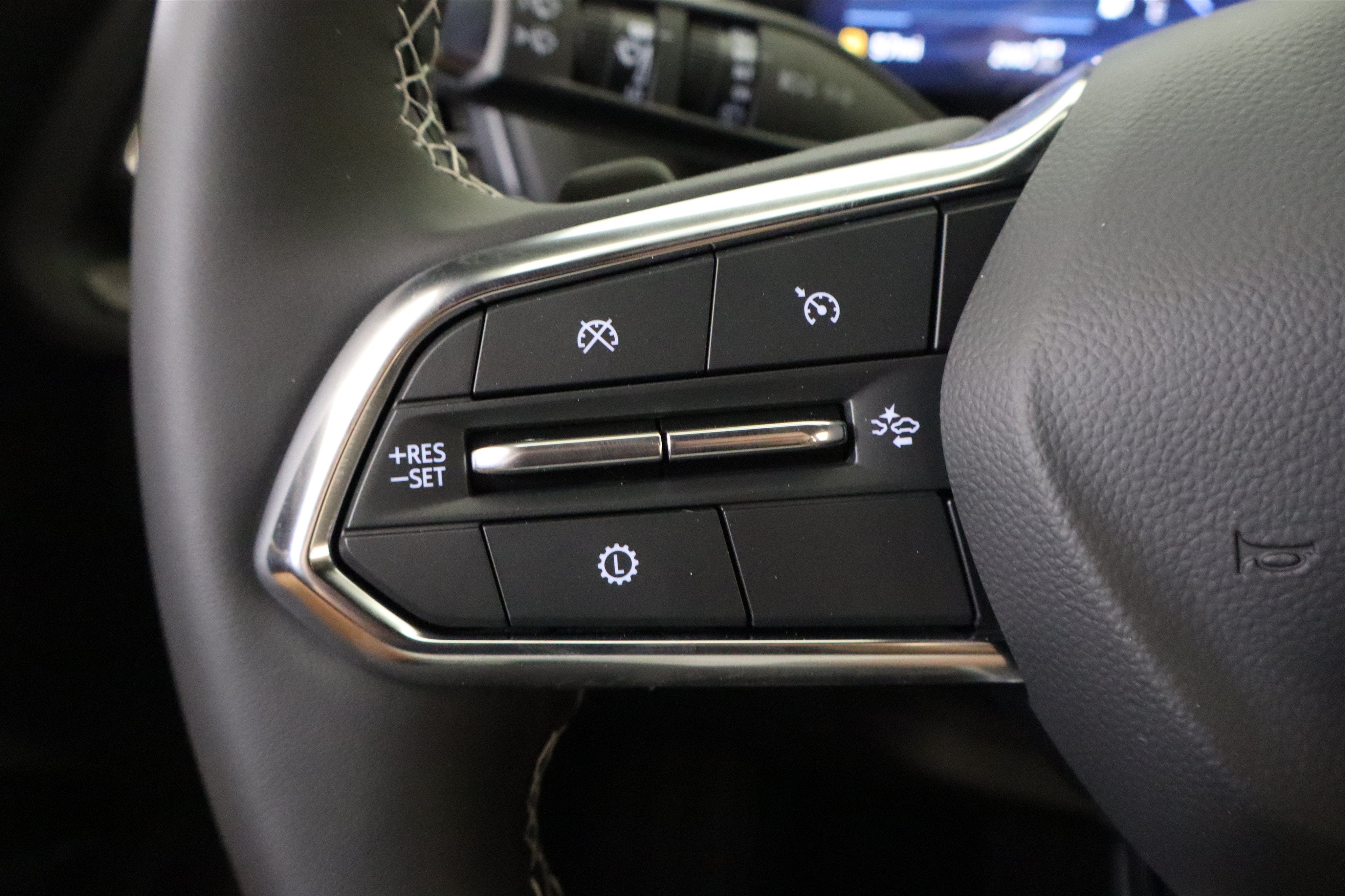 2027 Chevrolet Traverse AWD LT