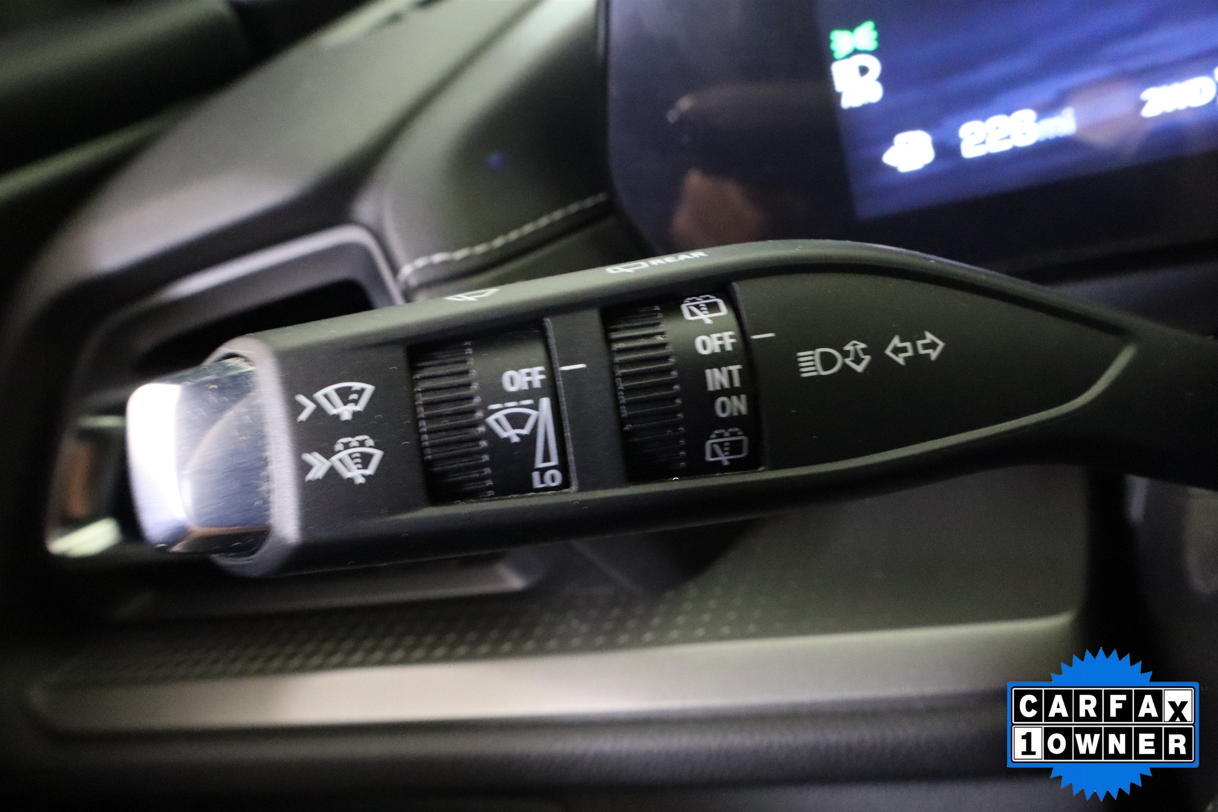 2025 Chevrolet Traverse AWD LT