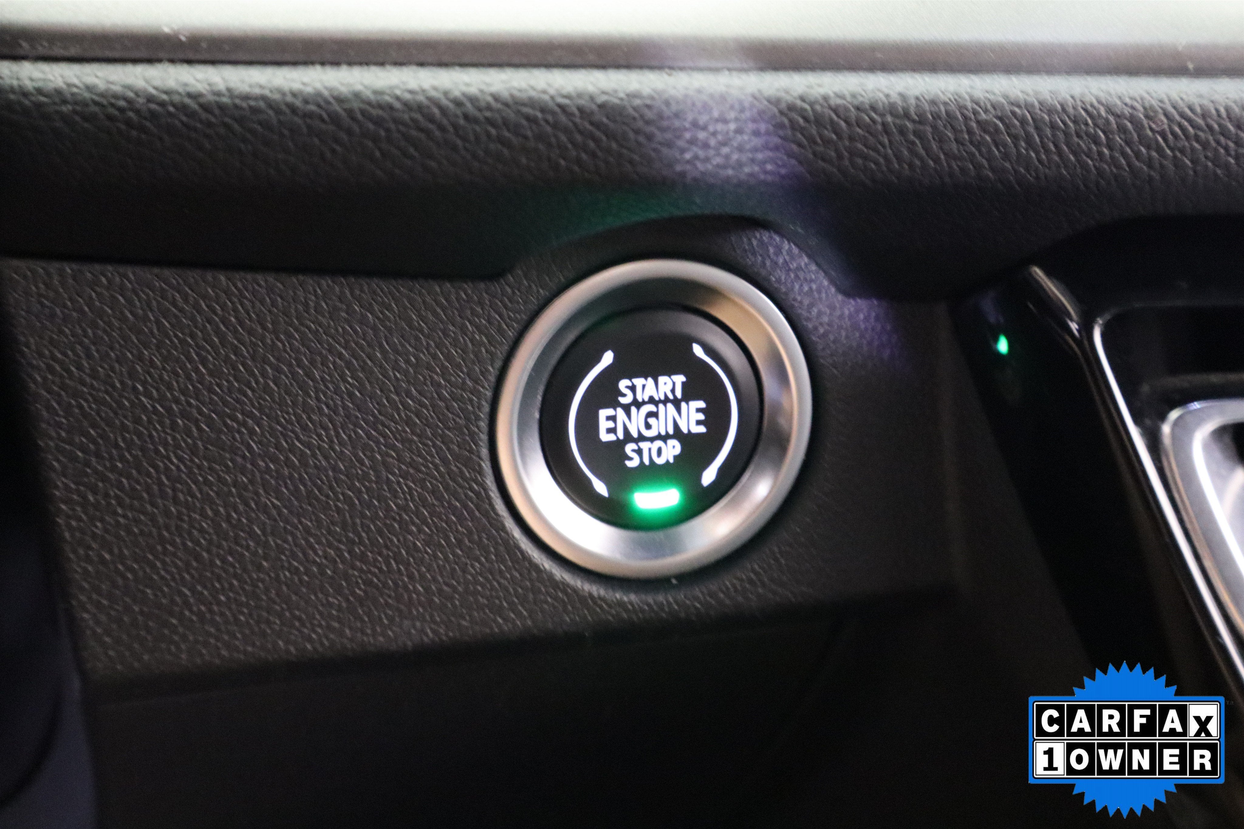 2025 Chevrolet Traverse AWD LT