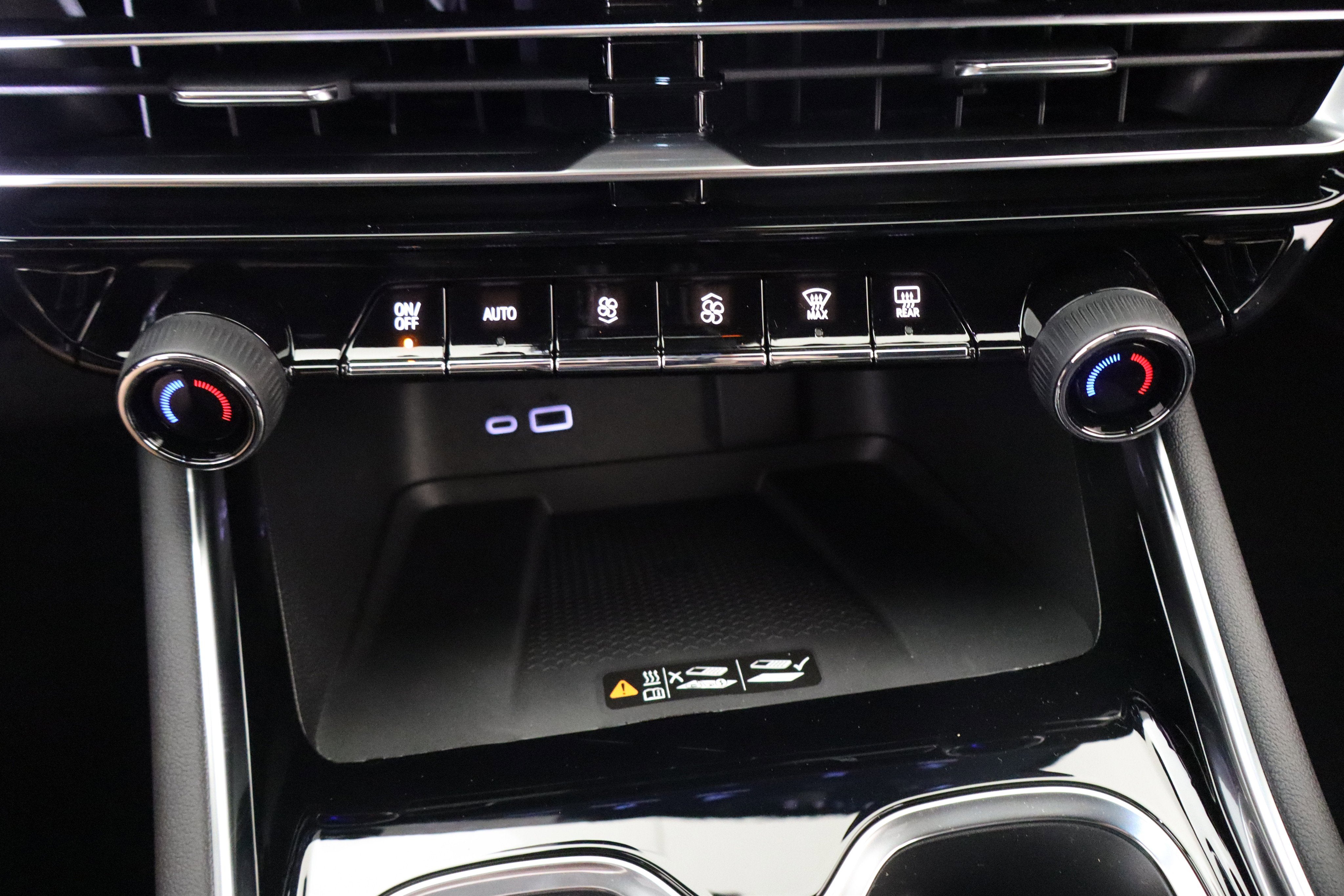 2026 Chevrolet Traverse AWD RS