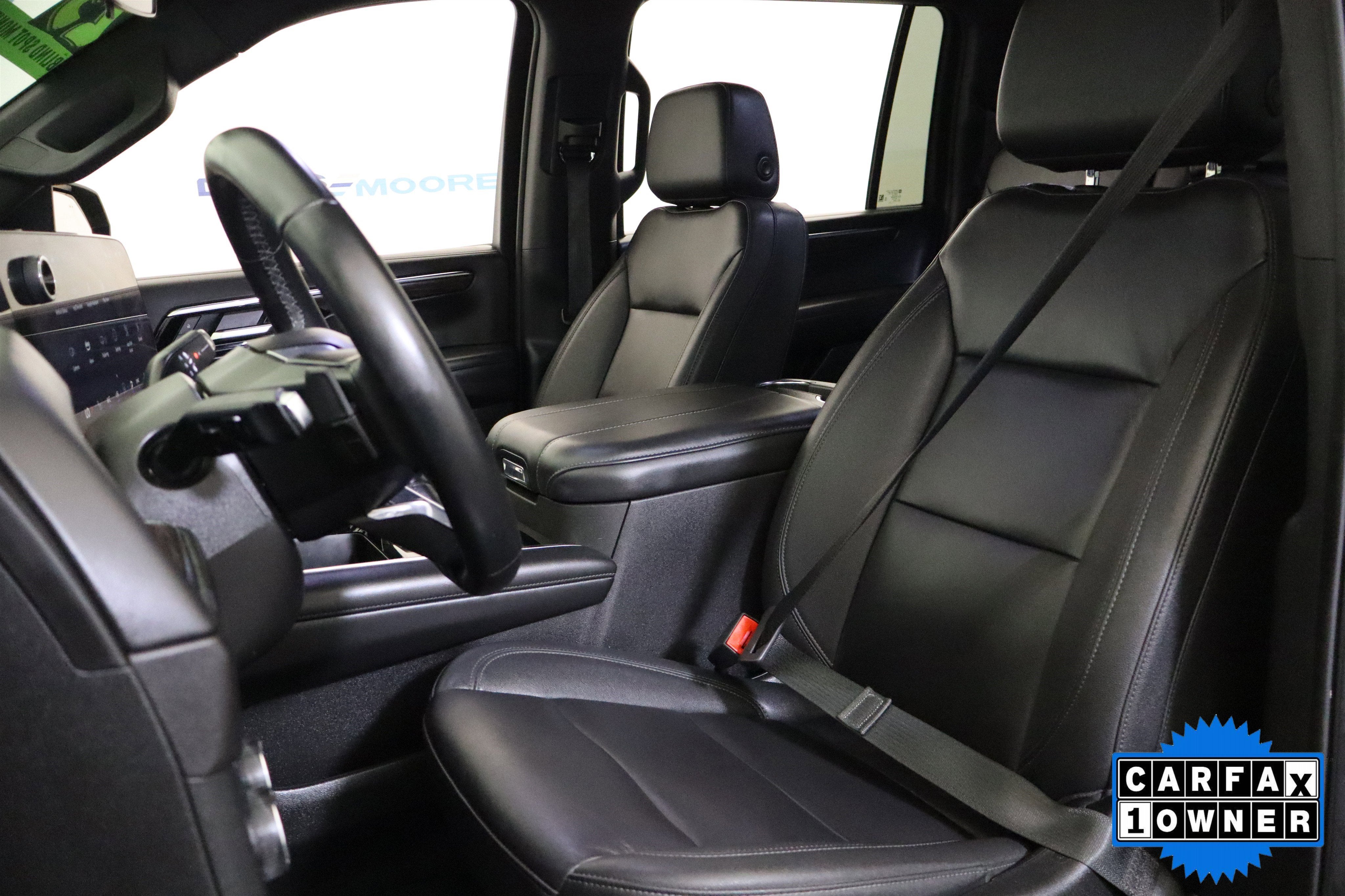 2025 Chevrolet Suburban LT 4WD