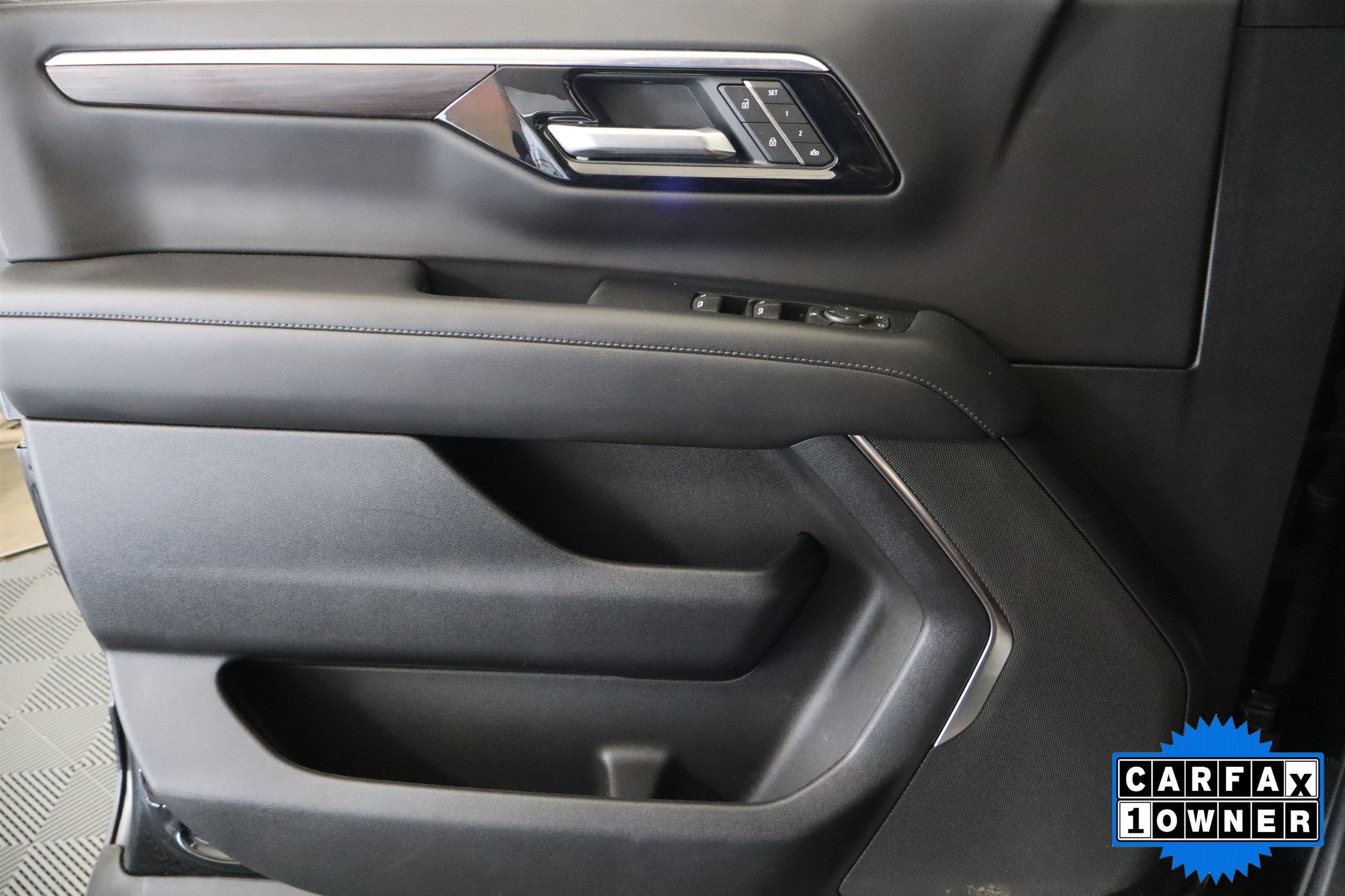2025 Chevrolet Suburban LT 4WD