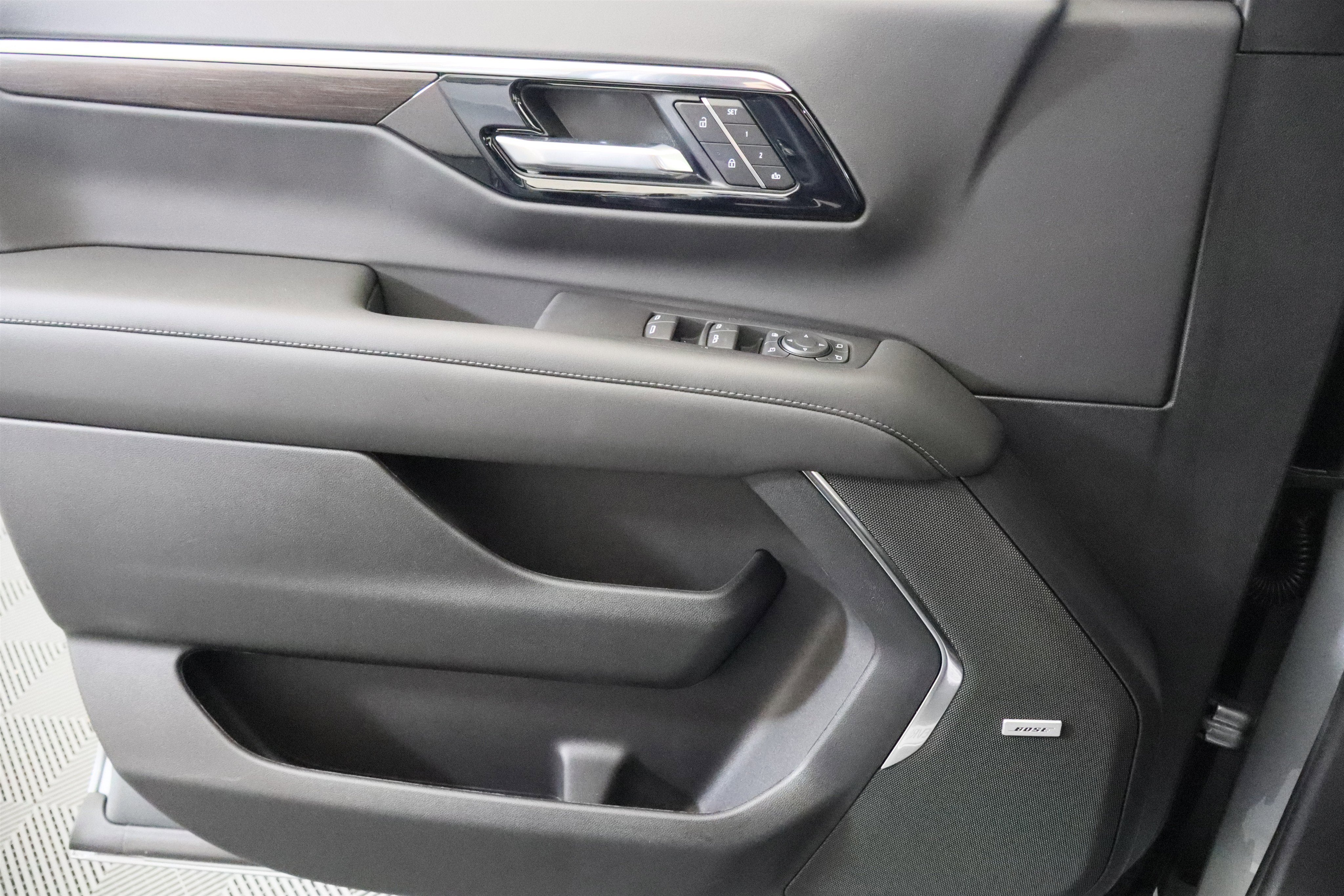 2026 Chevrolet Suburban Z71 4WD