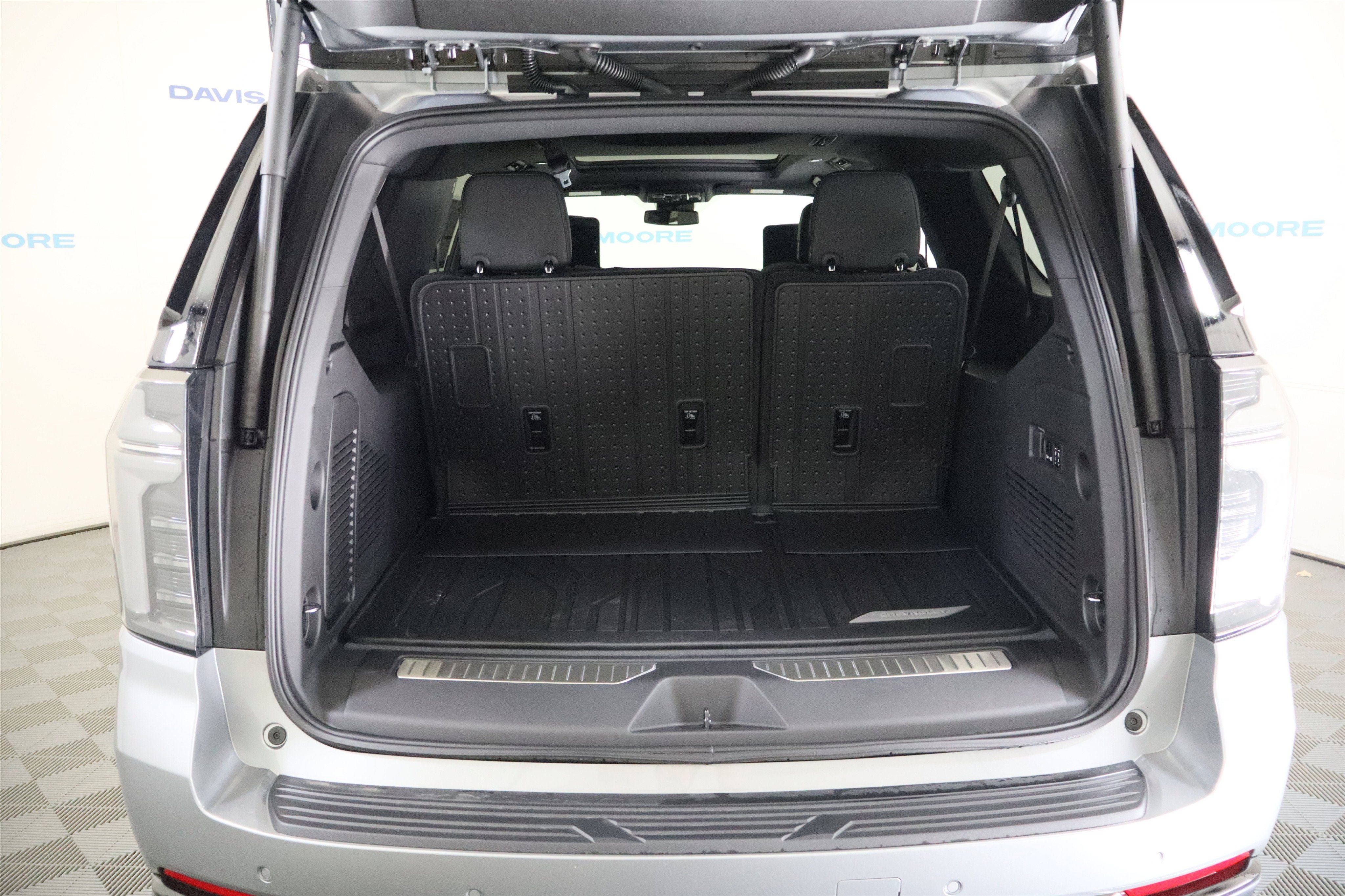 2026 Chevrolet Suburban Z71 4WD