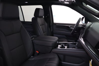 2026 Chevrolet Suburban RST 4WD