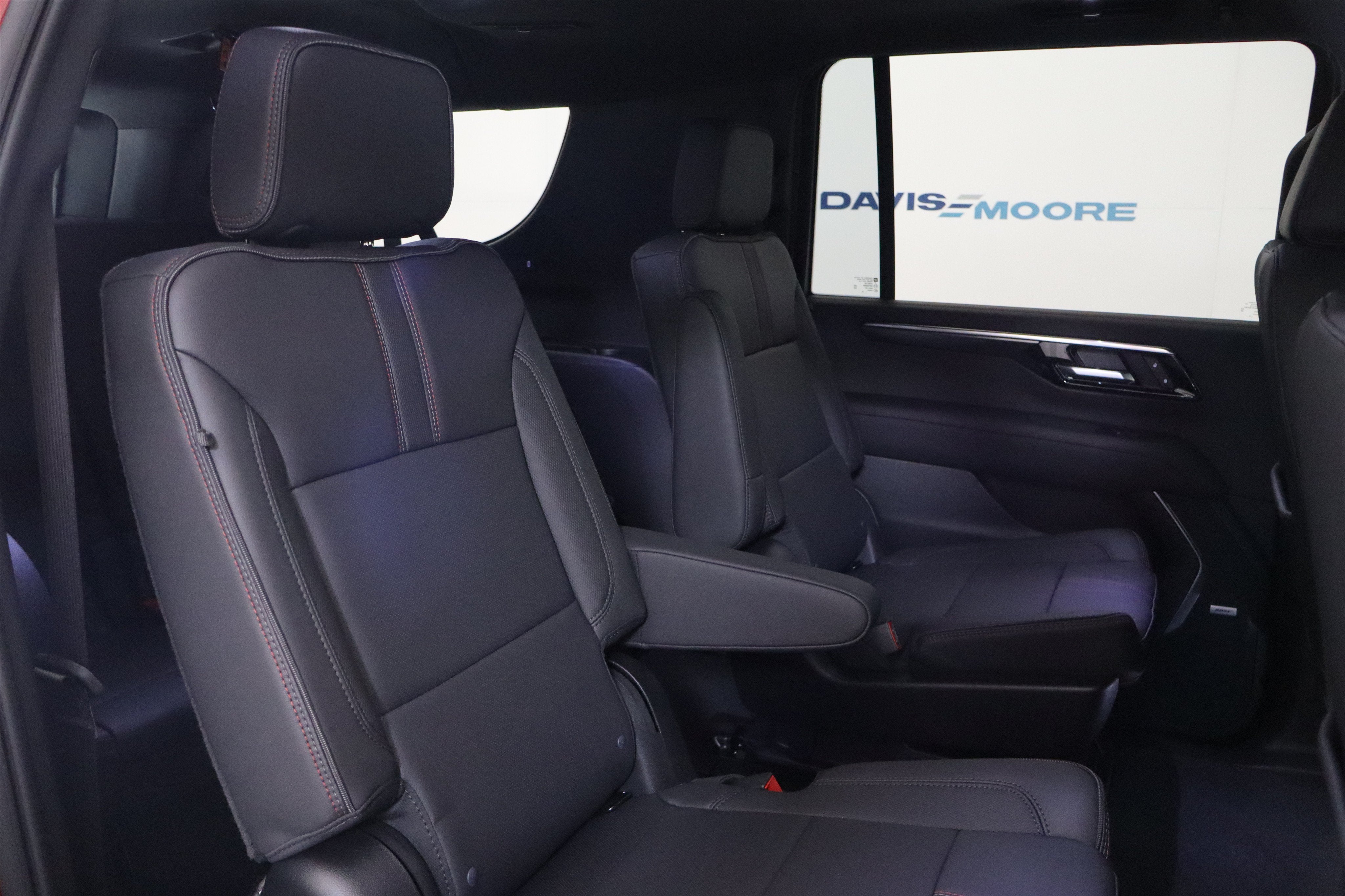 2026 Chevrolet Suburban RST 4WD