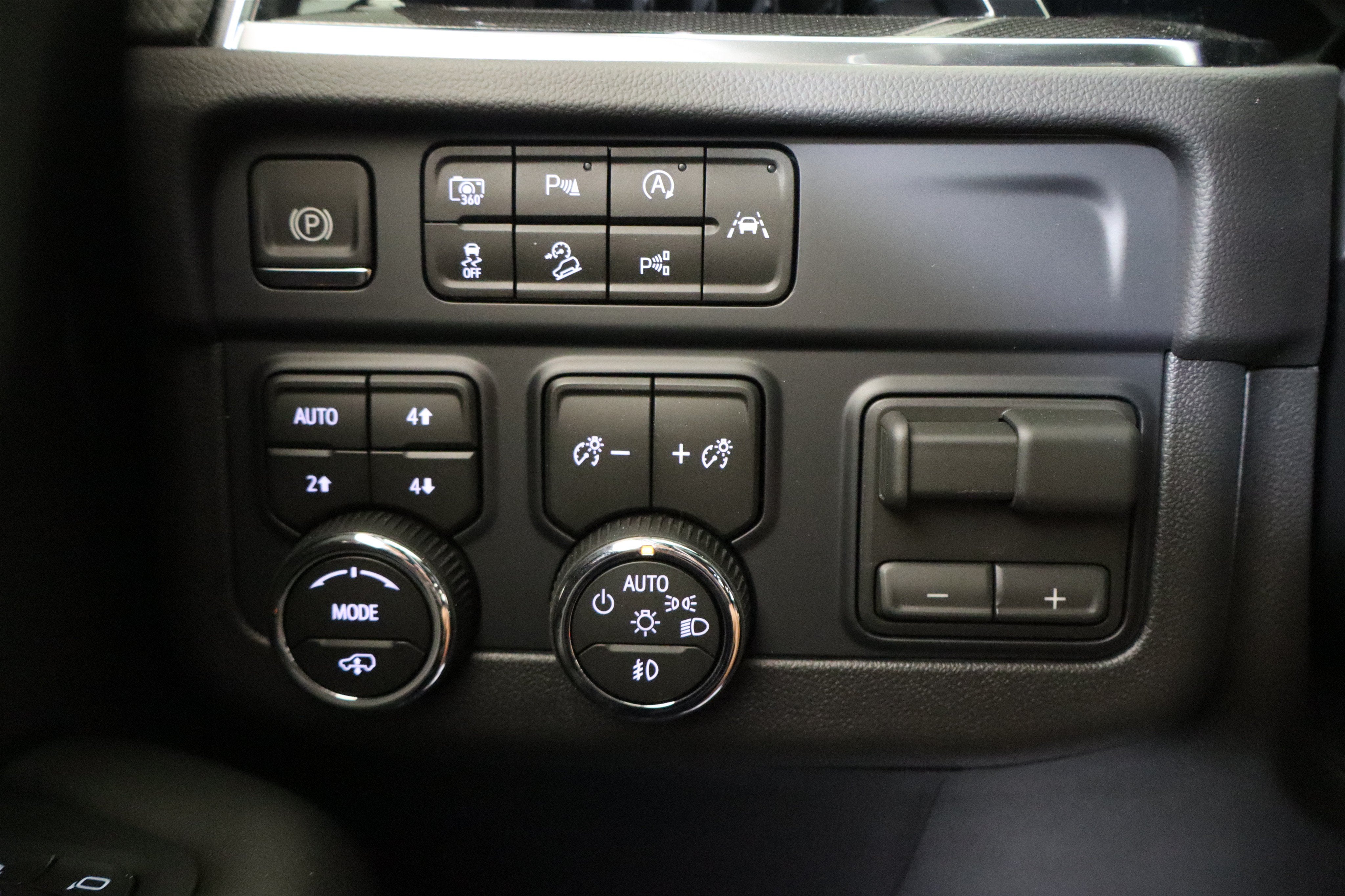 2026 Chevrolet Suburban RST 4WD