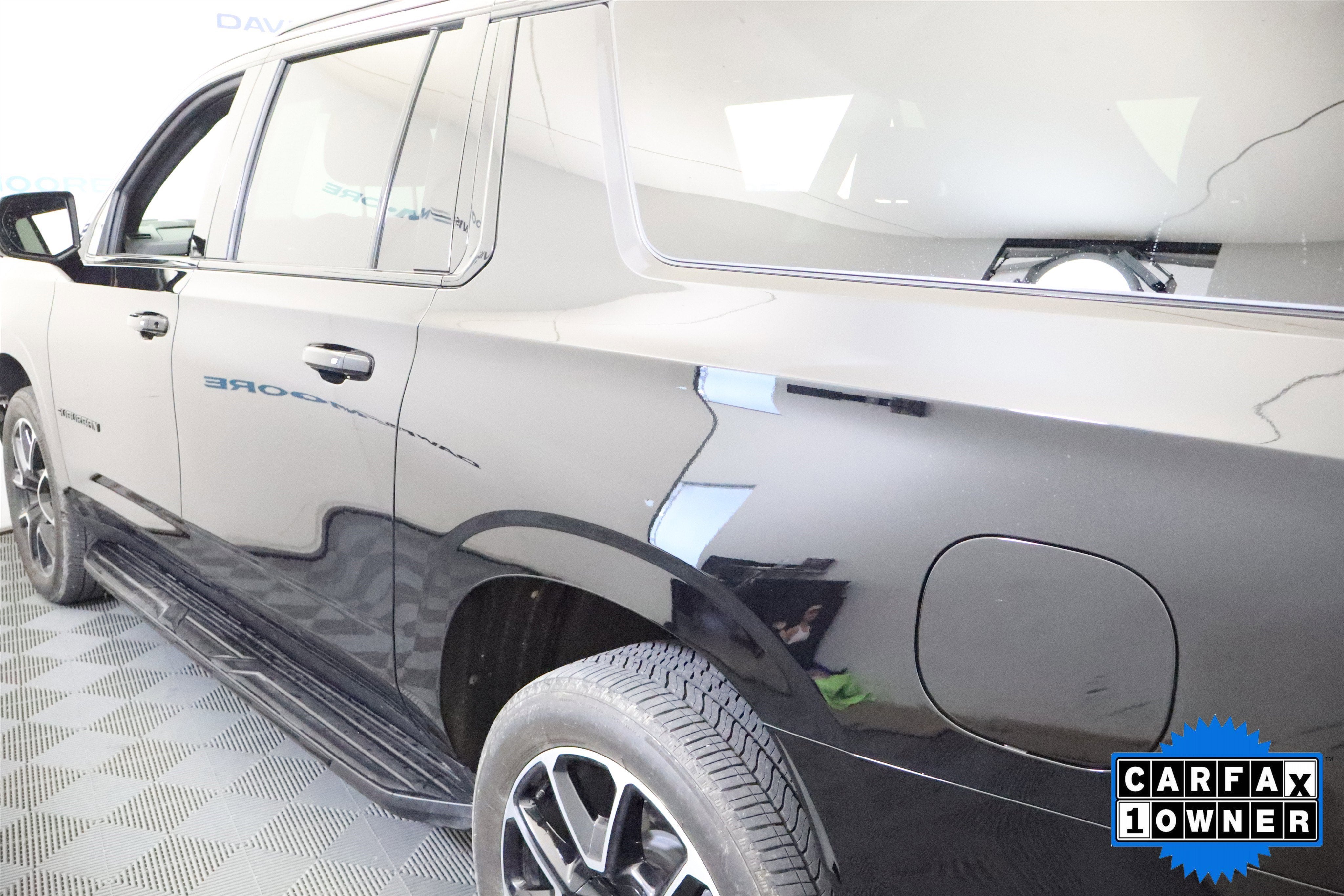 2025 Chevrolet Suburban RST 4WD