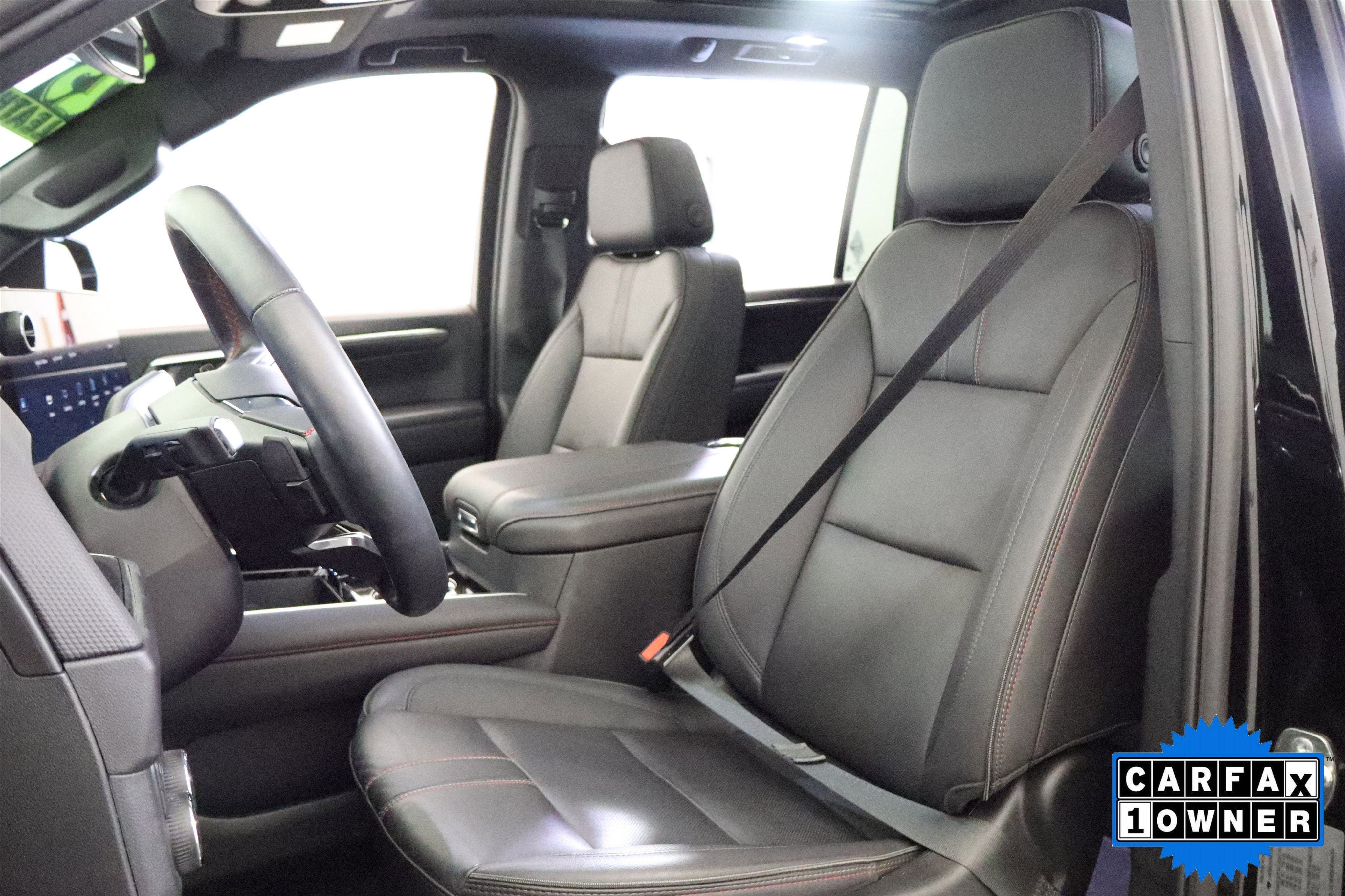 2025 Chevrolet Suburban RST 4WD