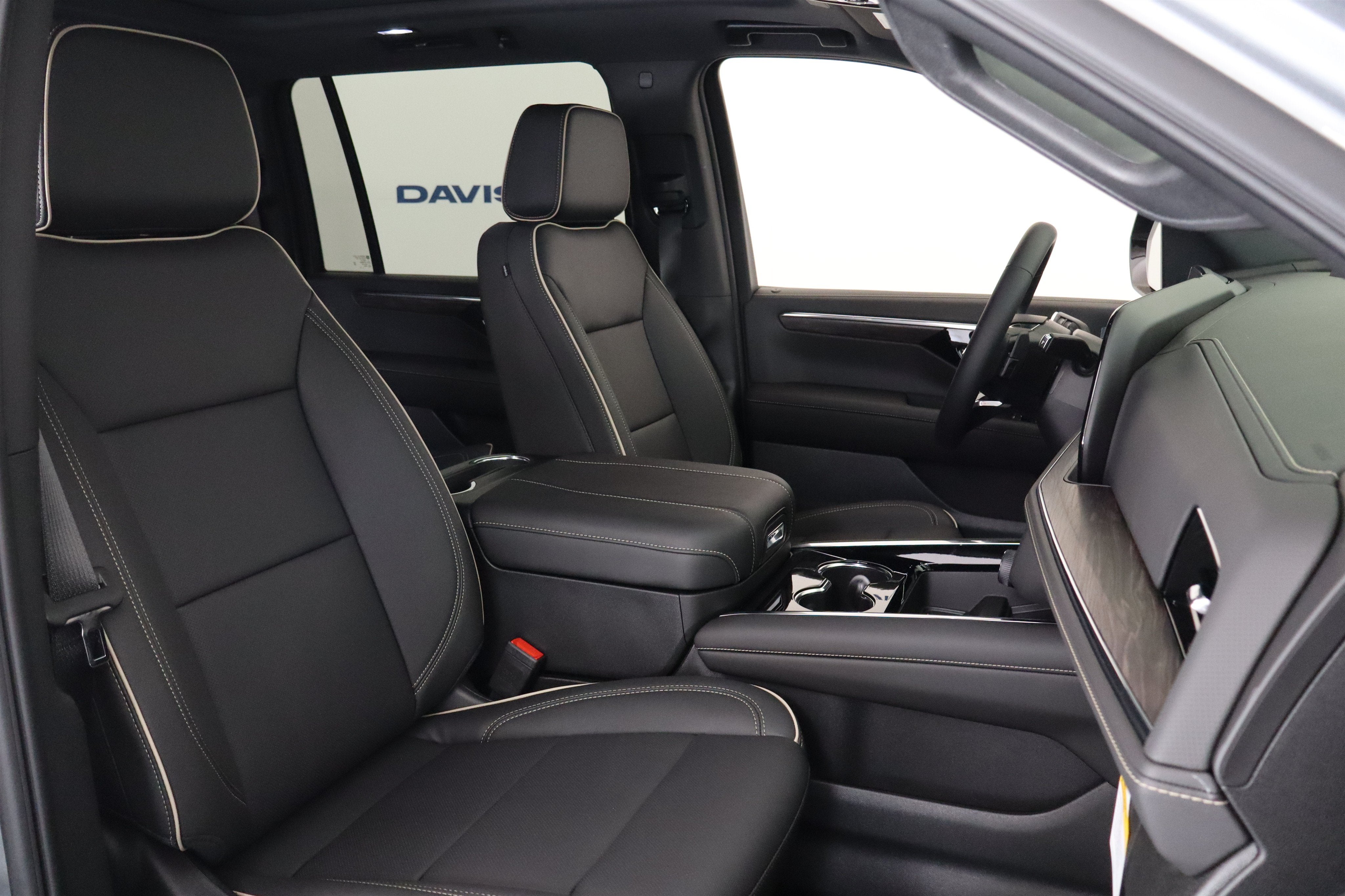 2026 Chevrolet Suburban Premier 4WD