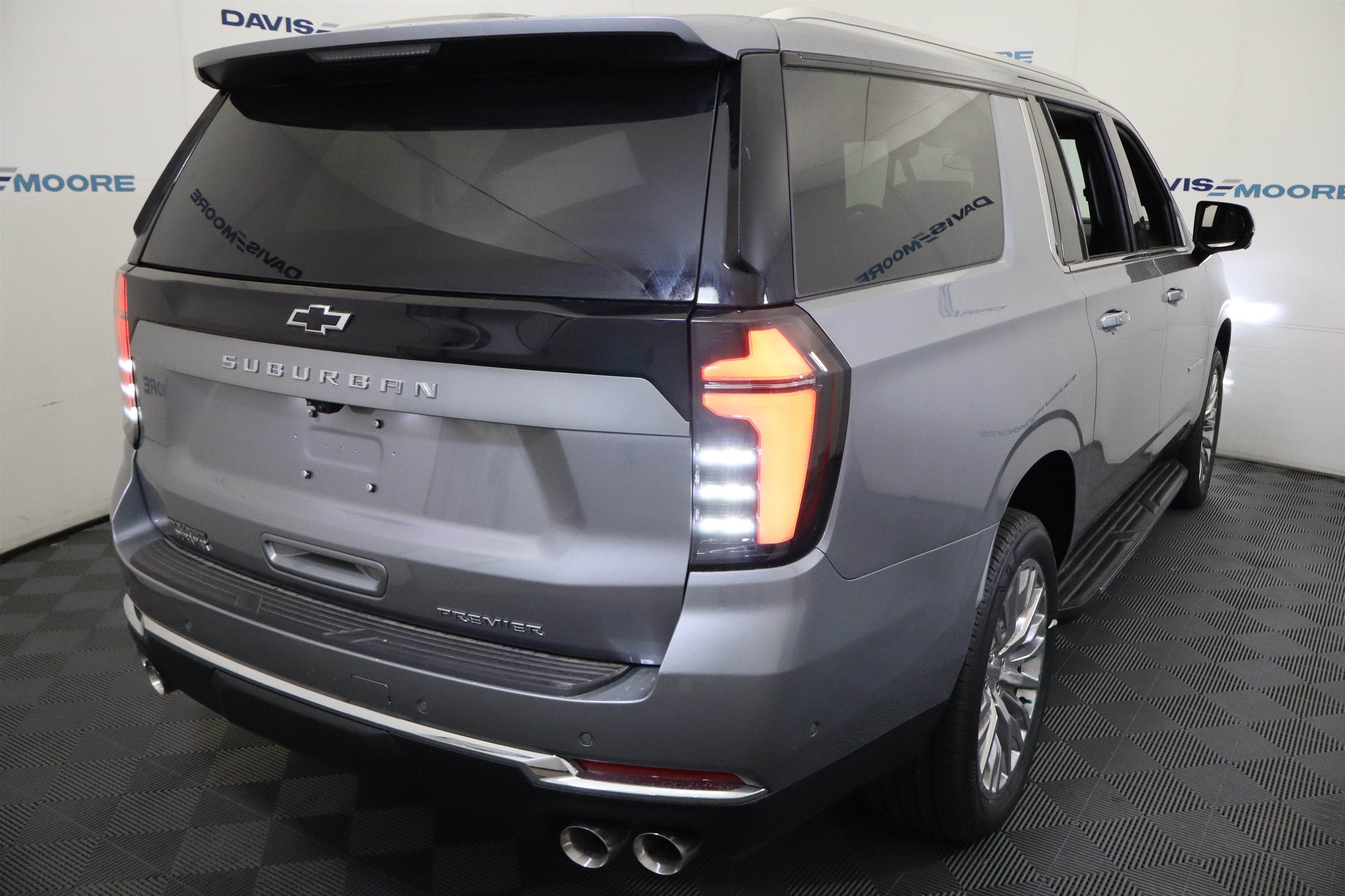2026 Chevrolet Suburban Premier 4WD
