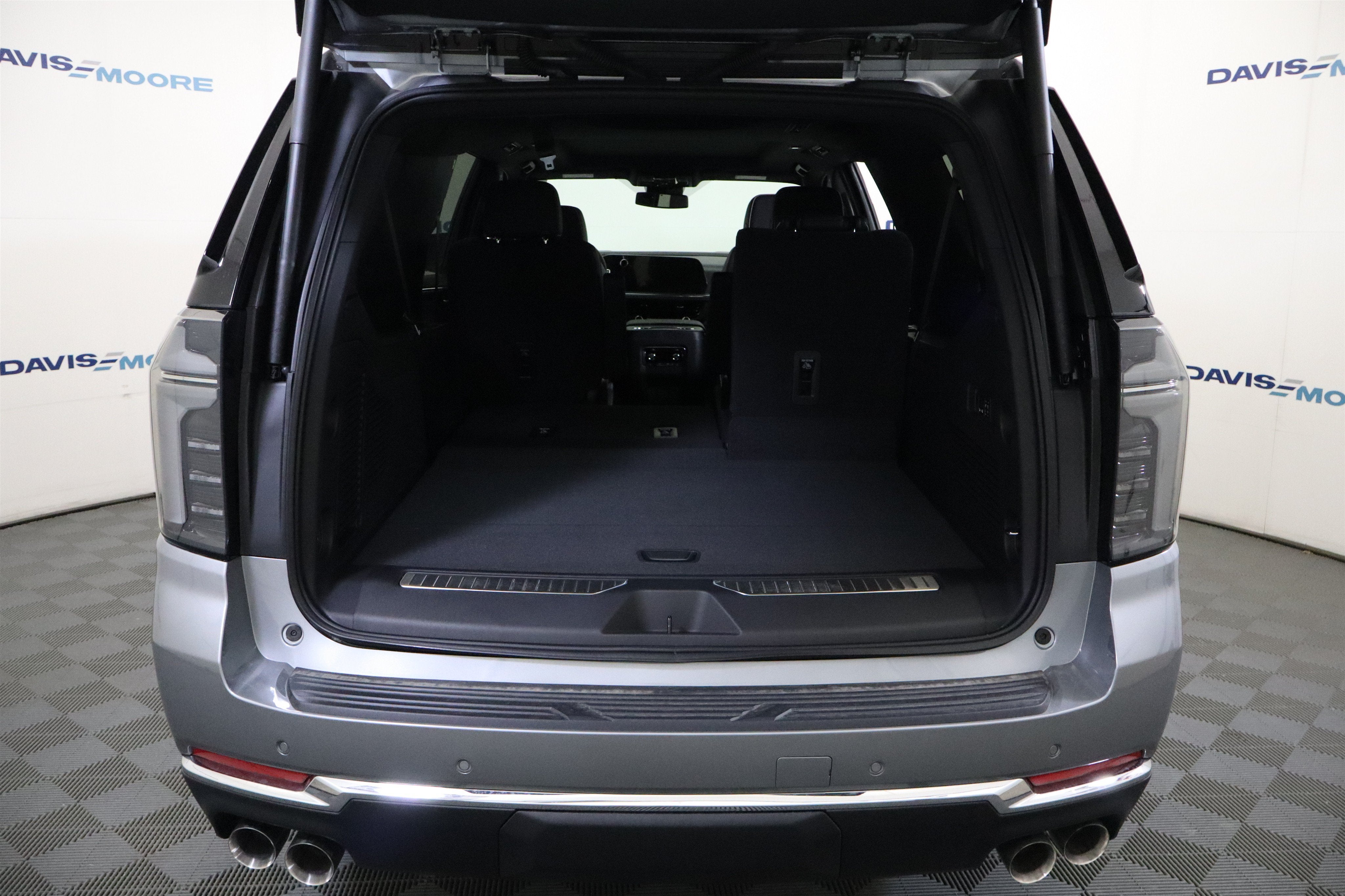 2026 Chevrolet Suburban Premier 4WD