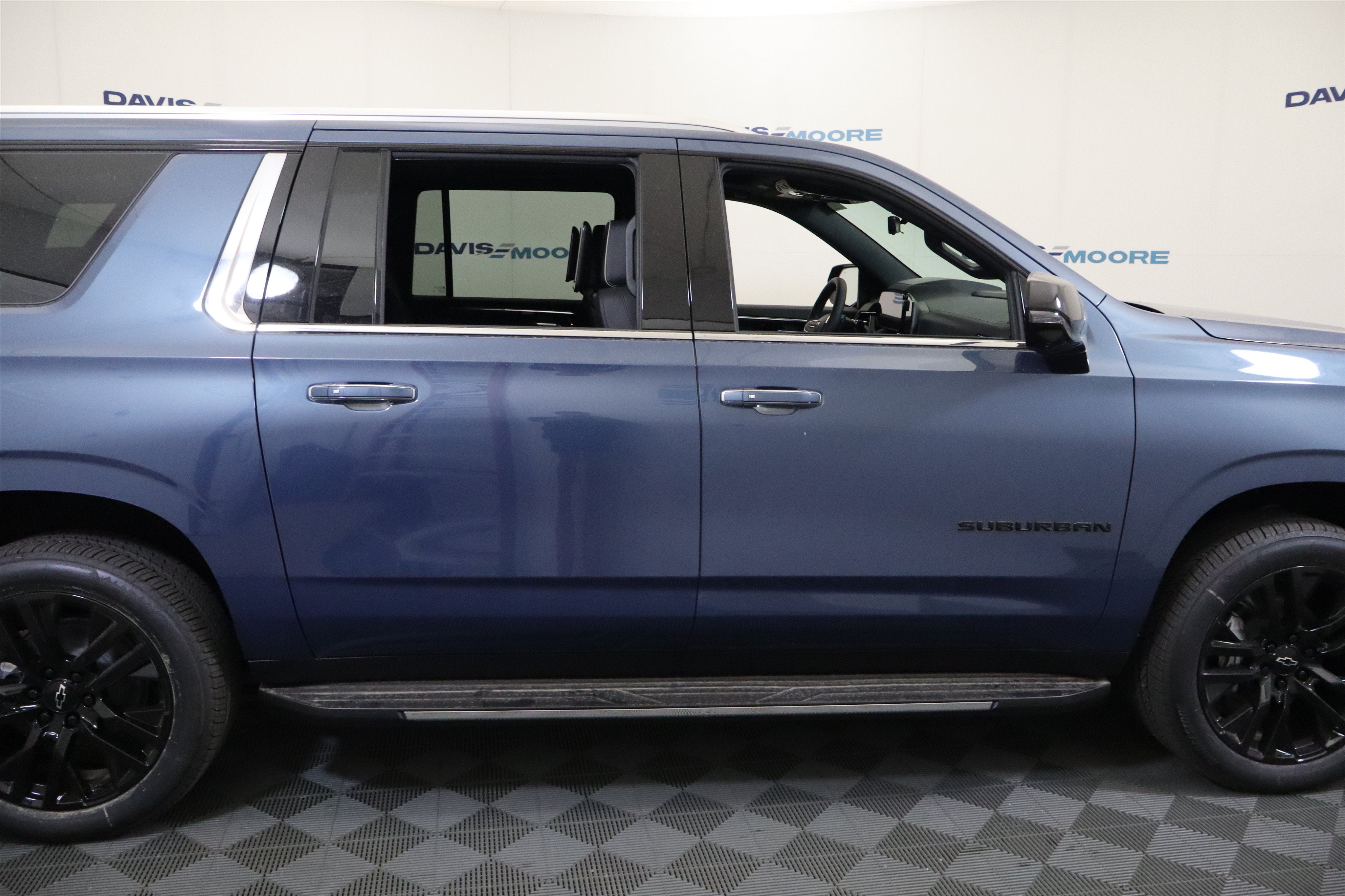 2026 Chevrolet Suburban Premier 4WD
