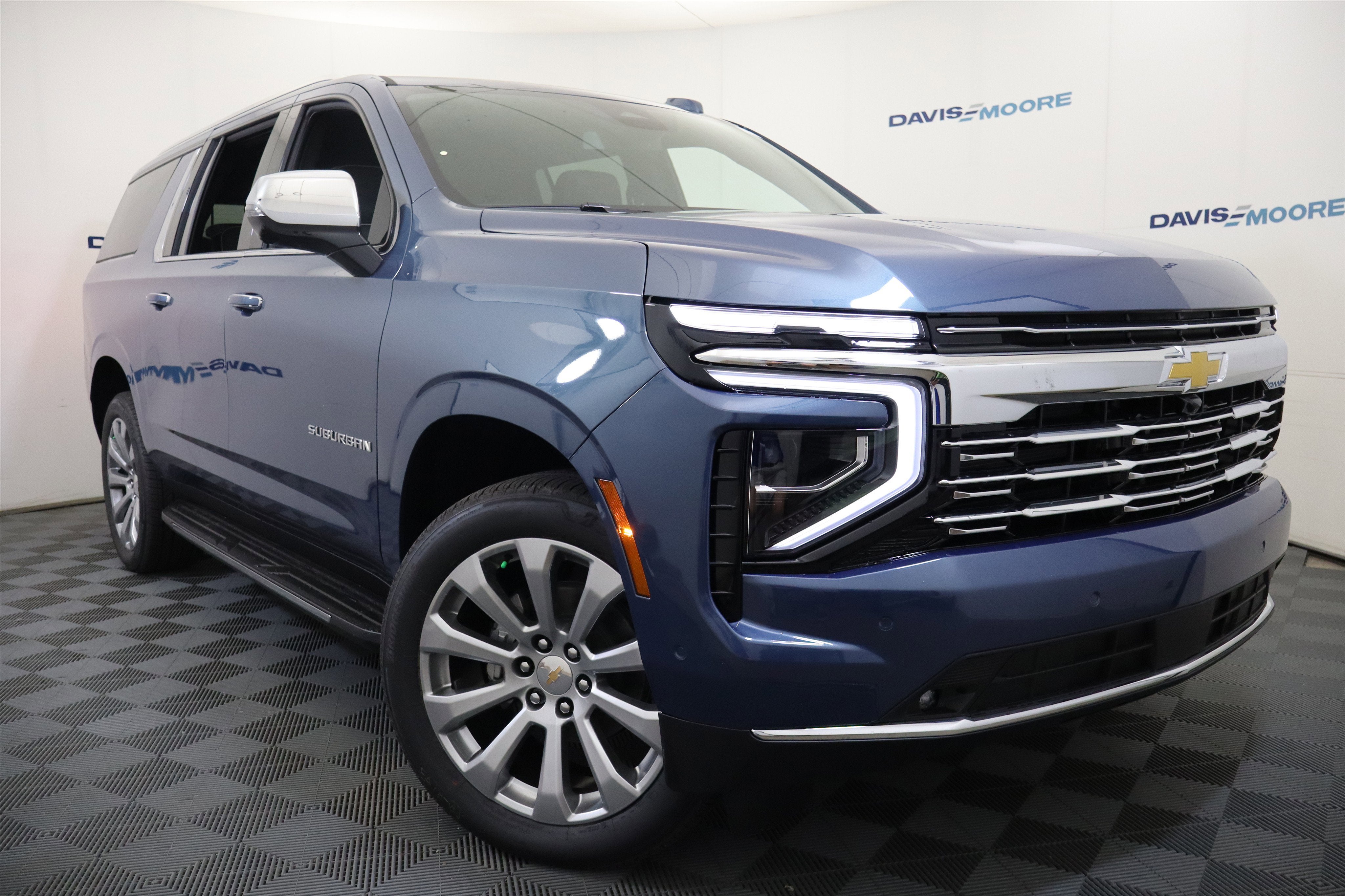 2025 Chevrolet Suburban Premier 4WD