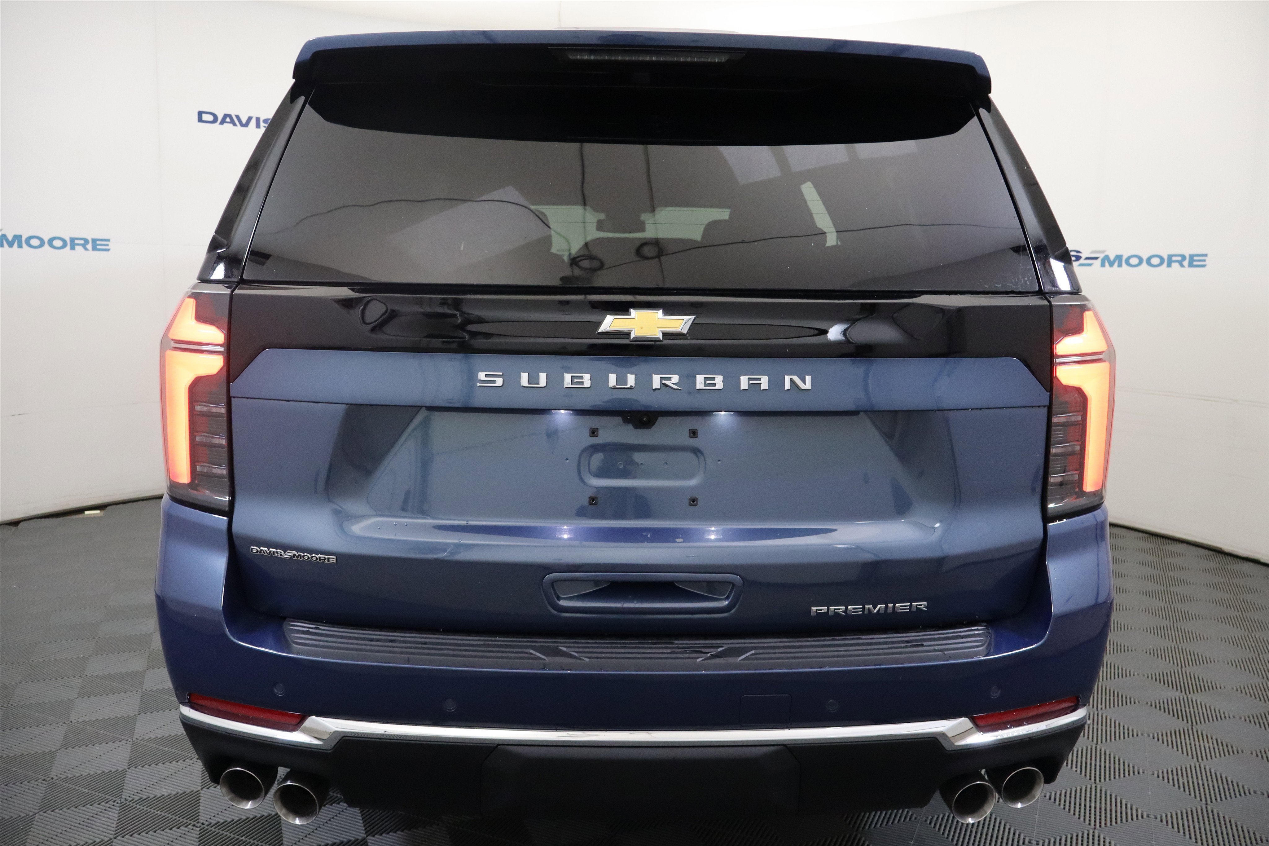 2025 Chevrolet Suburban Premier 4WD
