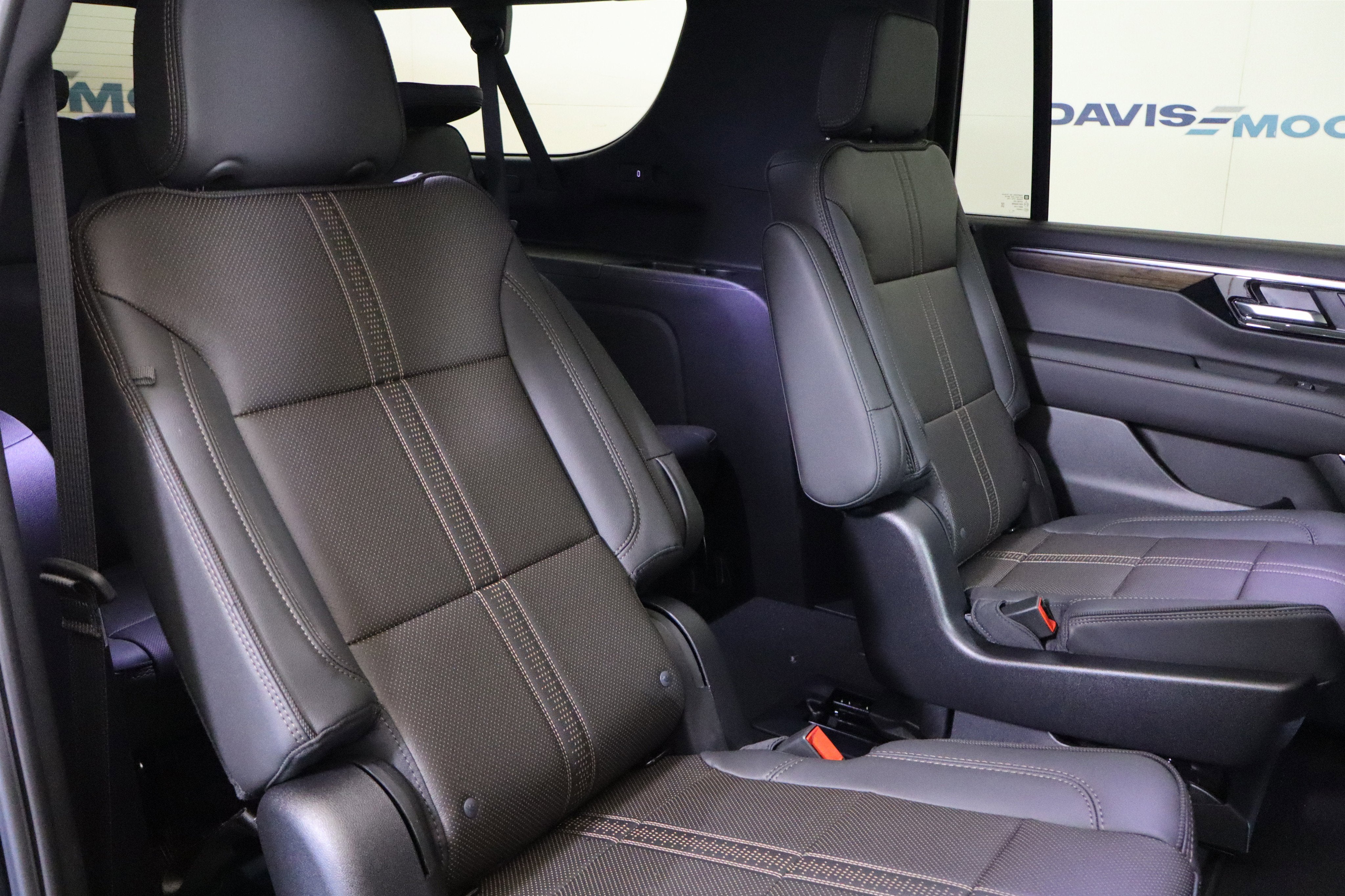 2026 Chevrolet Suburban High Country 4WD