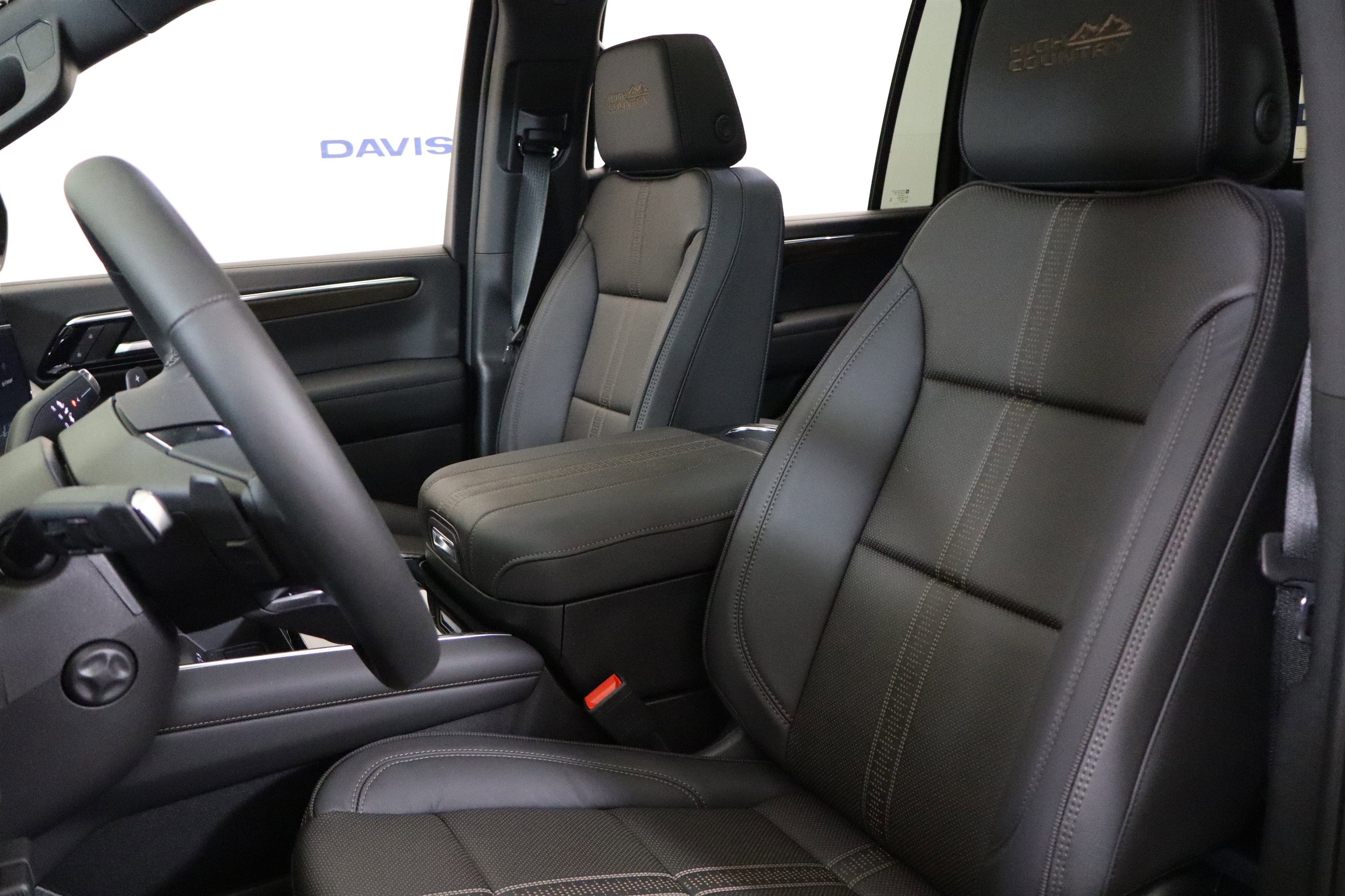 2026 Chevrolet Suburban High Country 4WD