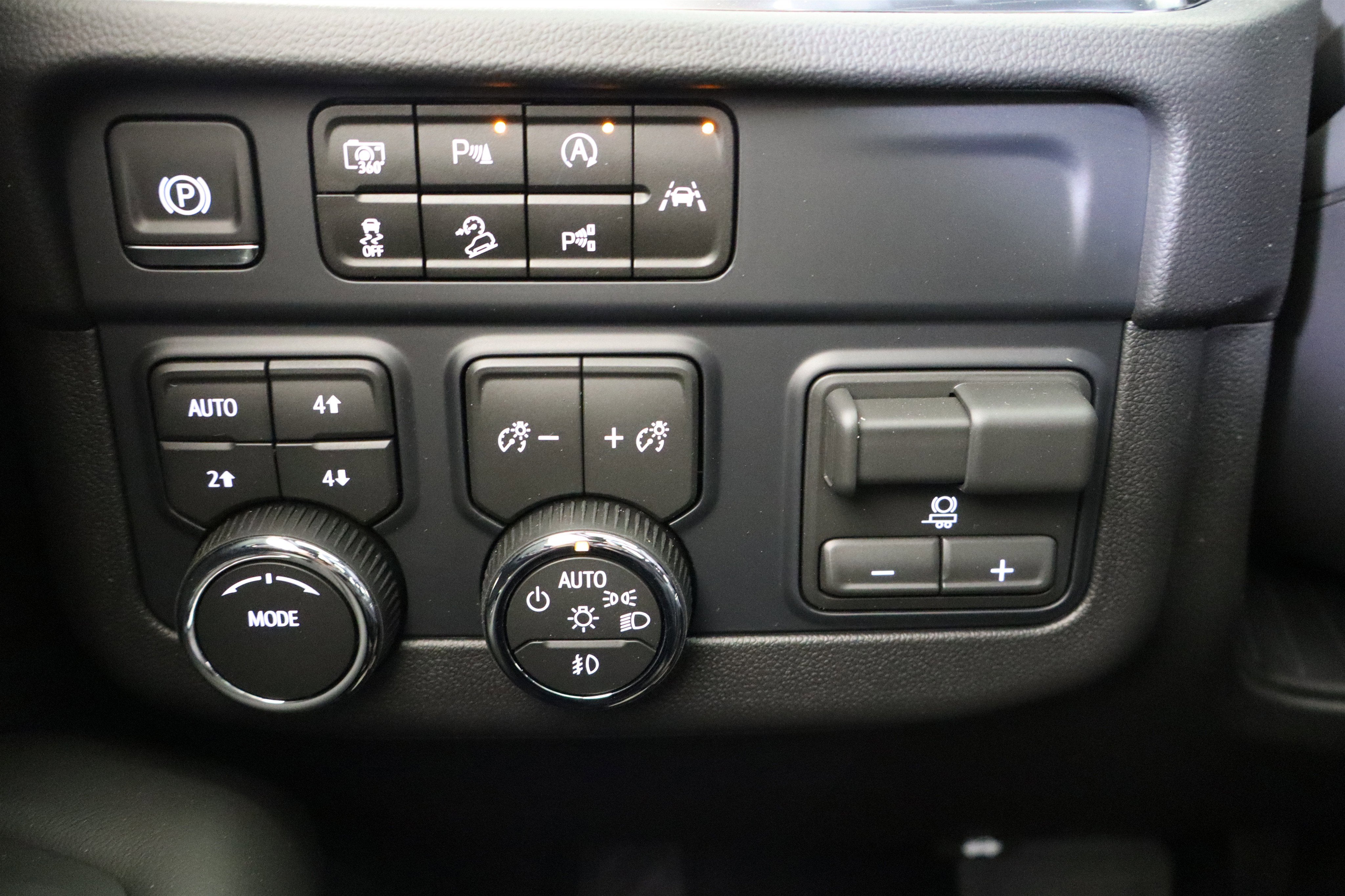 2026 Chevrolet Suburban High Country 4WD