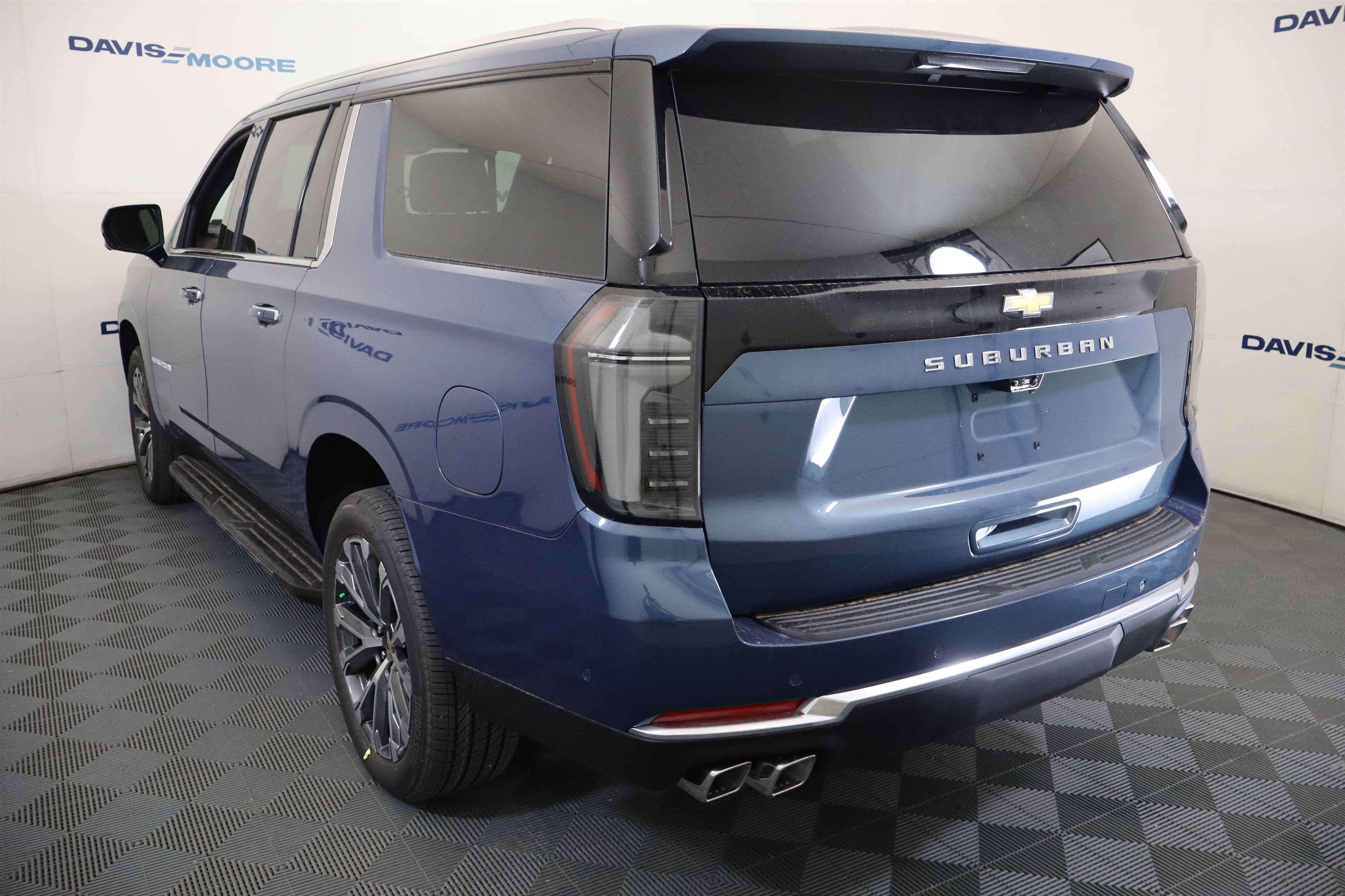 2026 Chevrolet Suburban High Country 4WD