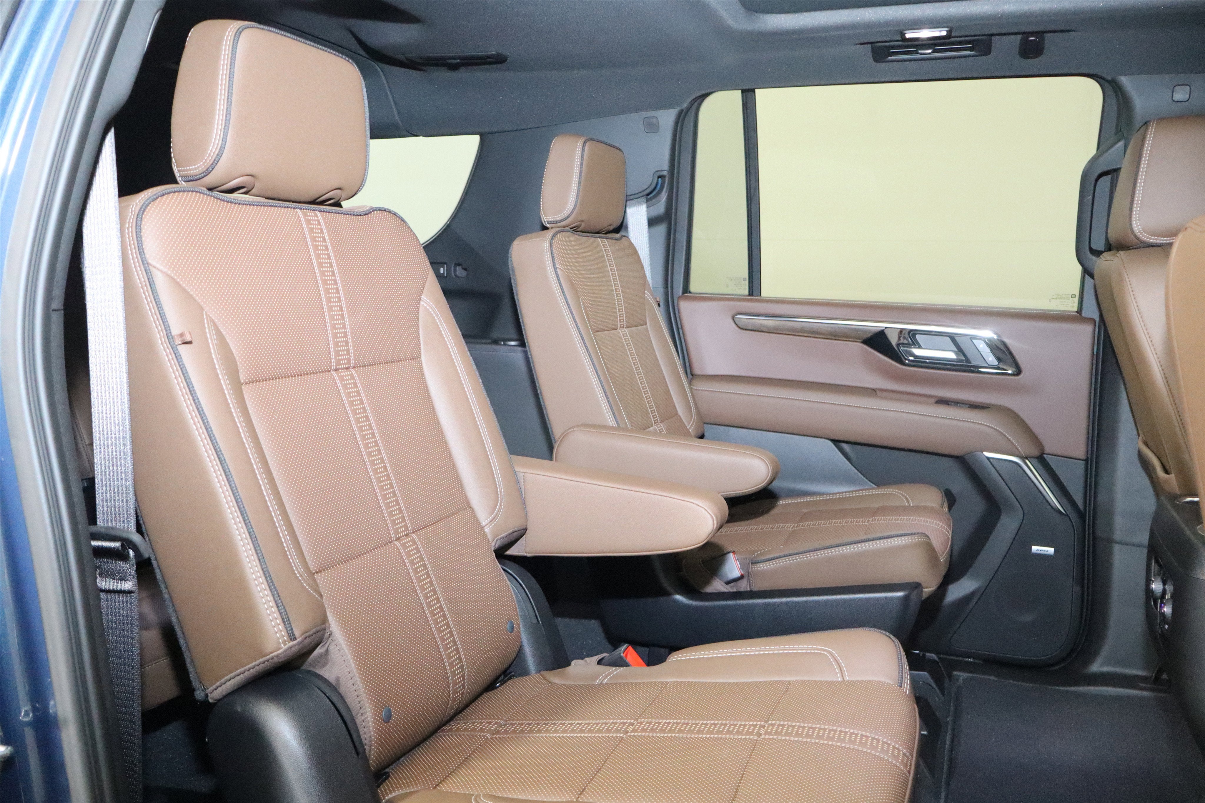 2026 Chevrolet Suburban High Country 4WD