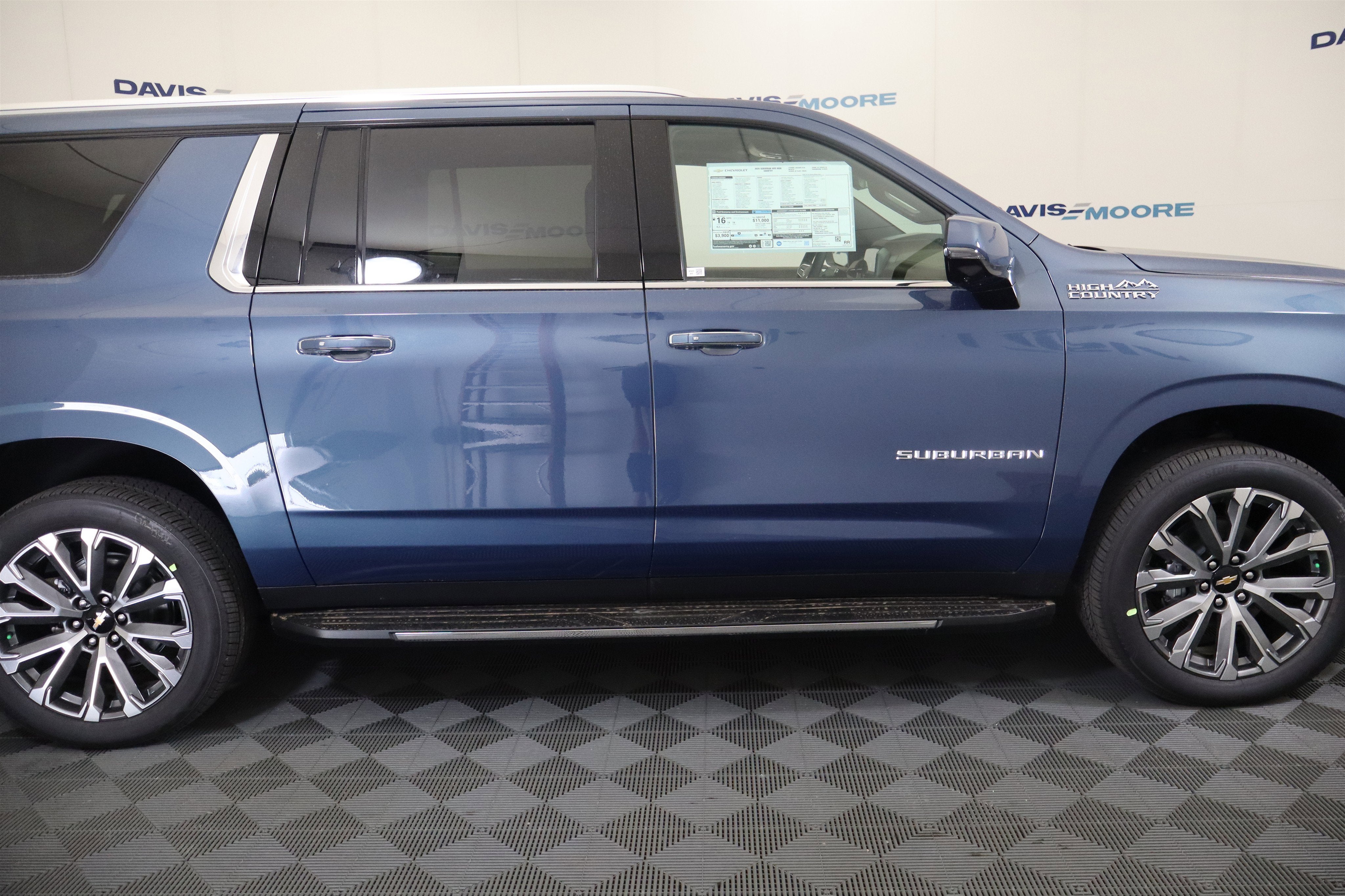 2026 Chevrolet Suburban High Country 4WD