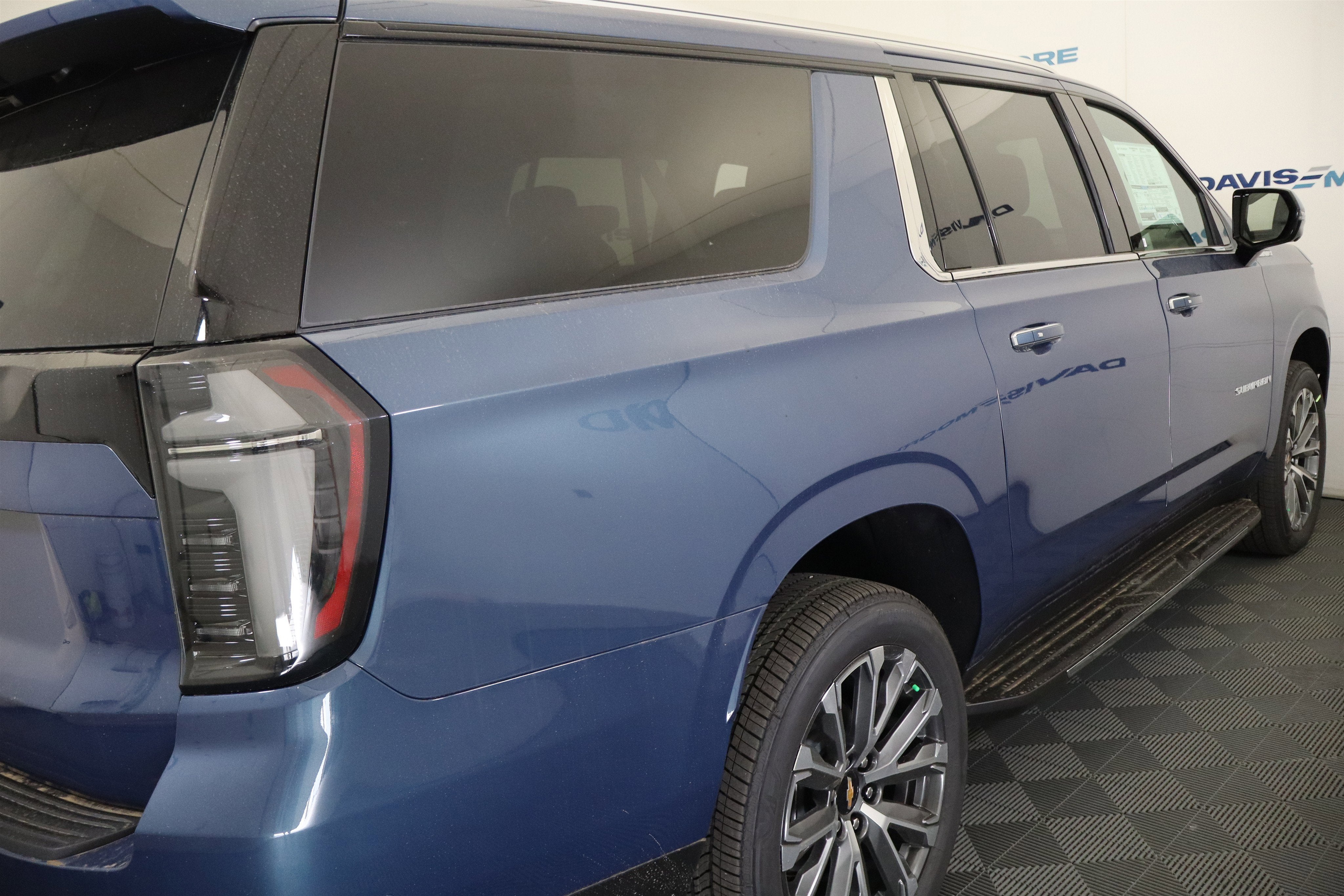 2026 Chevrolet Suburban High Country 4WD