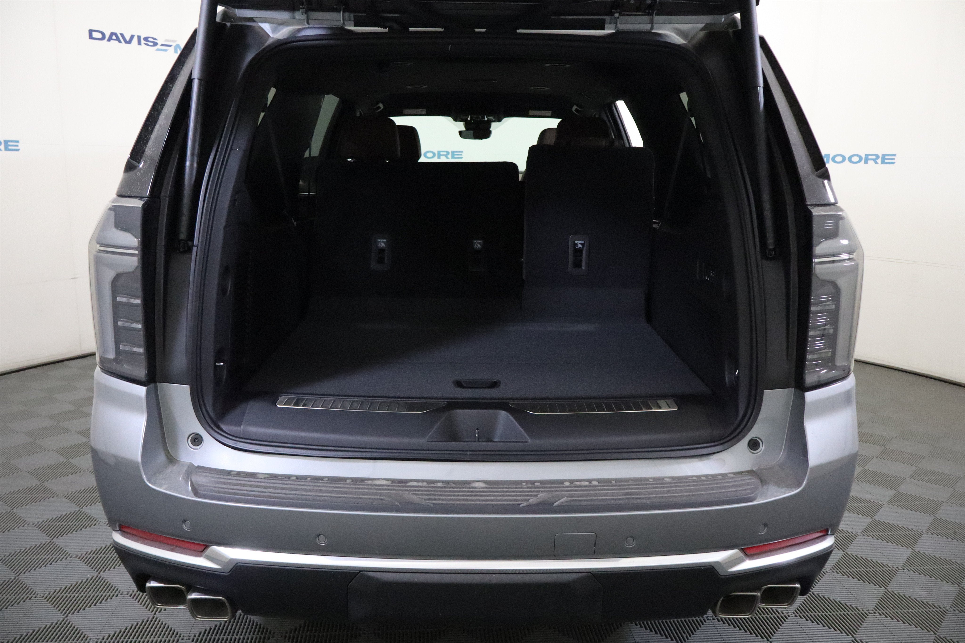2026 Chevrolet Suburban High Country 4WD