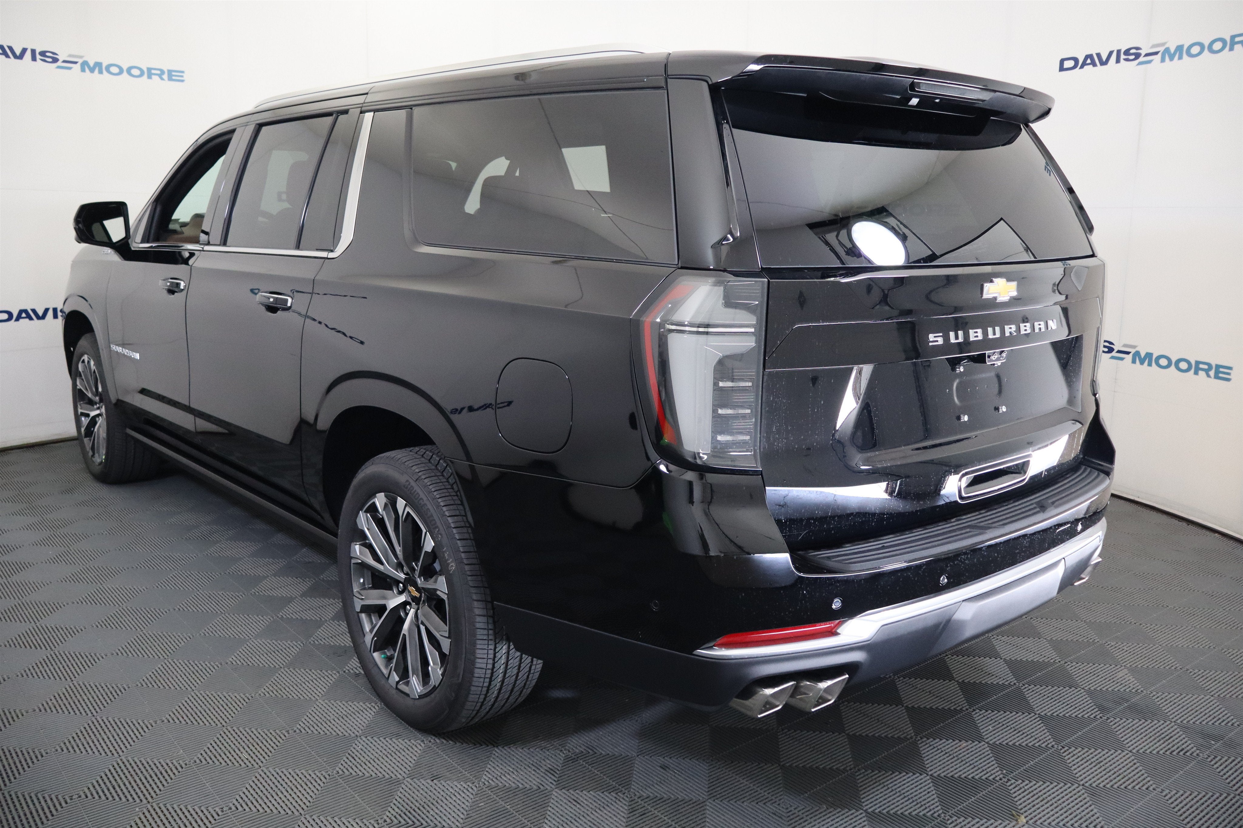 2026 Chevrolet Suburban High Country 4WD