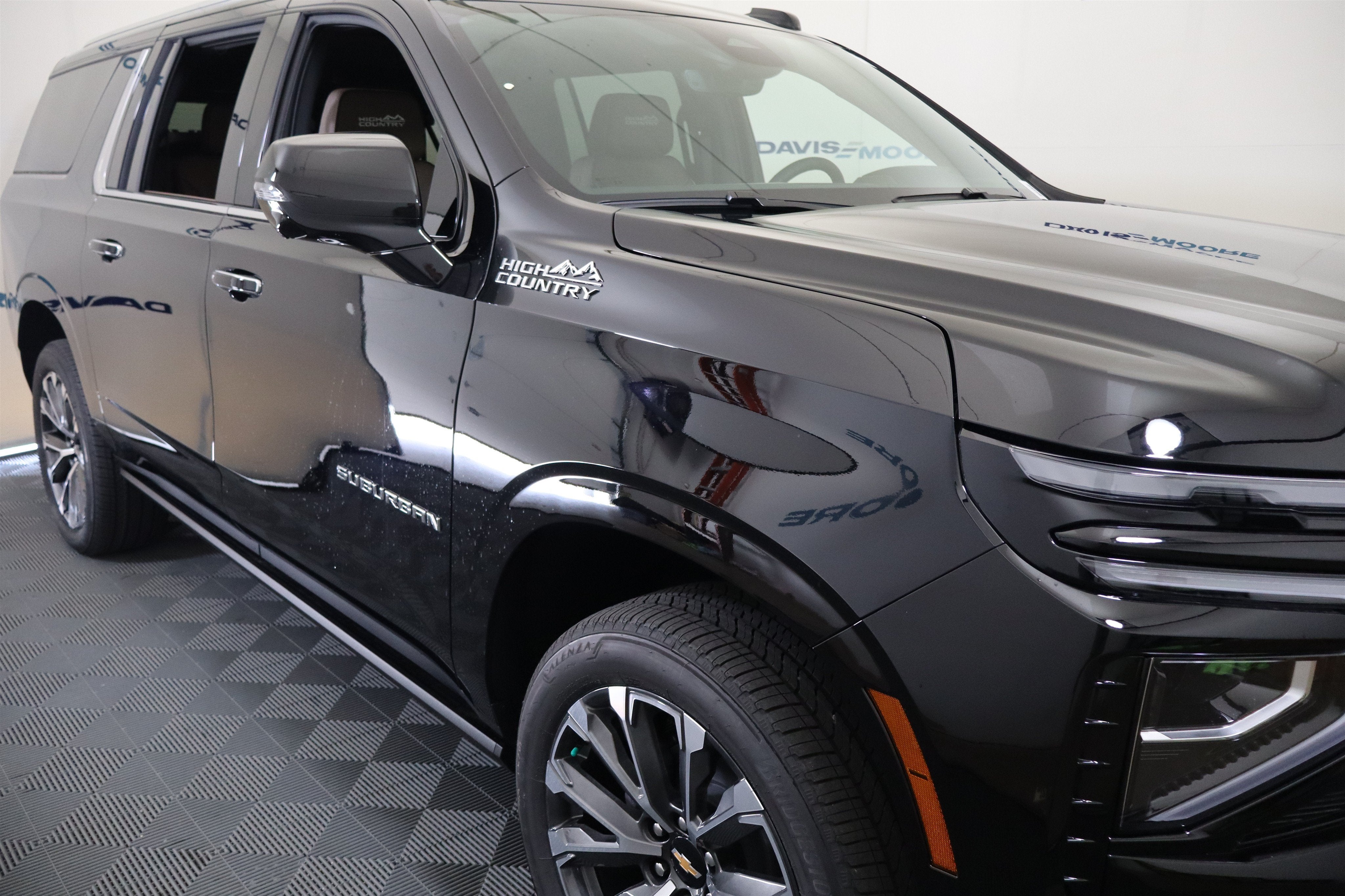 2026 Chevrolet Suburban High Country 4WD