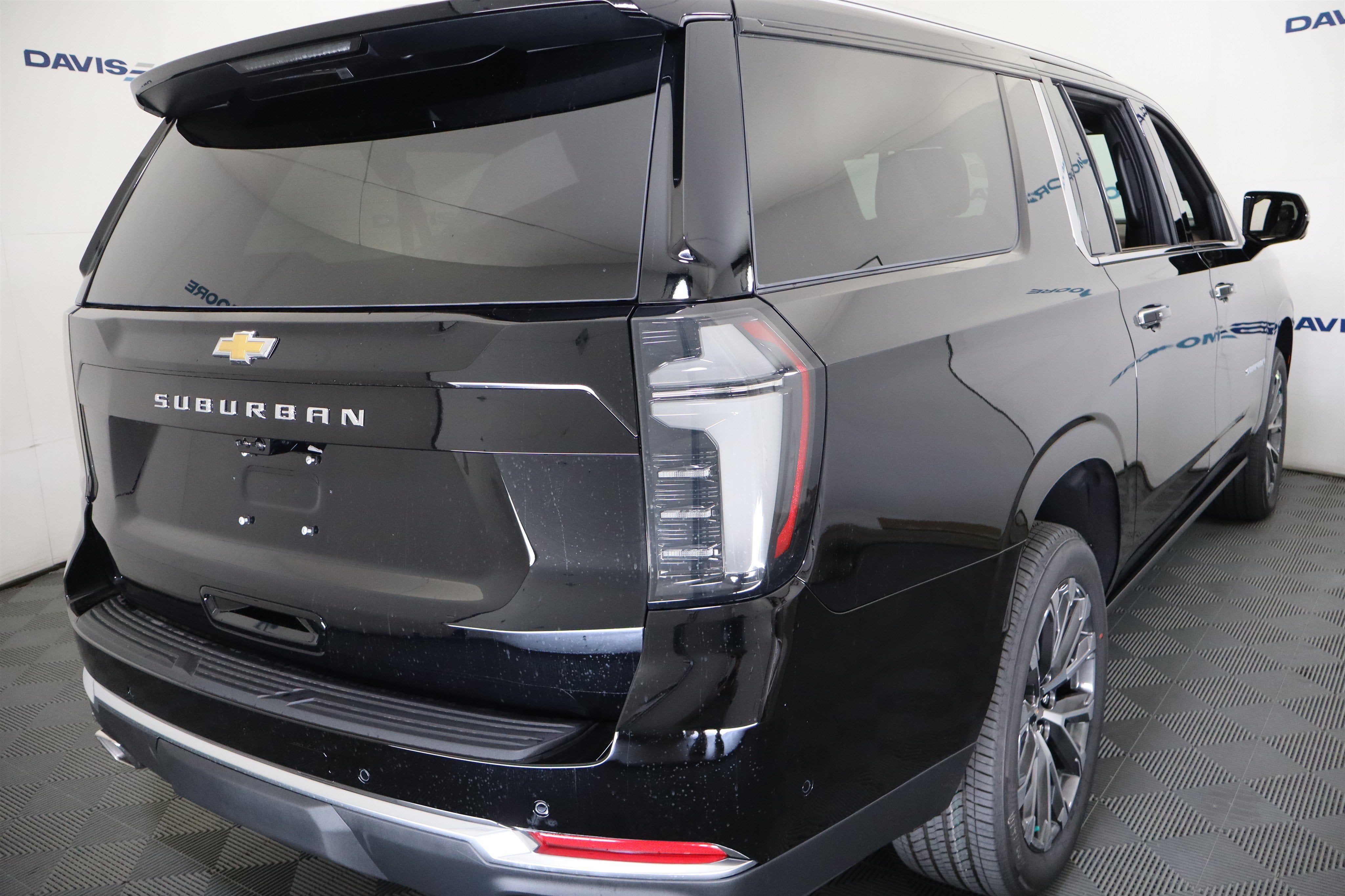 2026 Chevrolet Suburban High Country 4WD