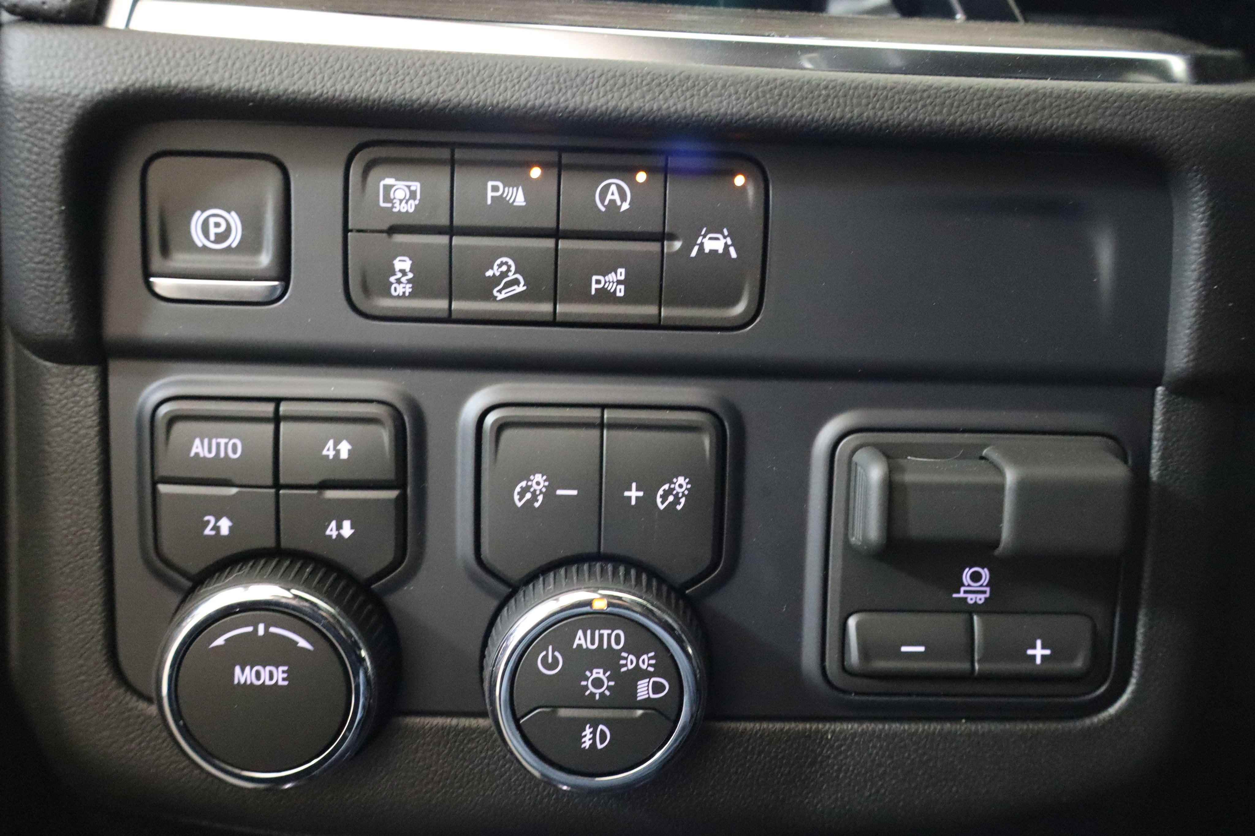 2026 Chevrolet Tahoe Premier 4WD