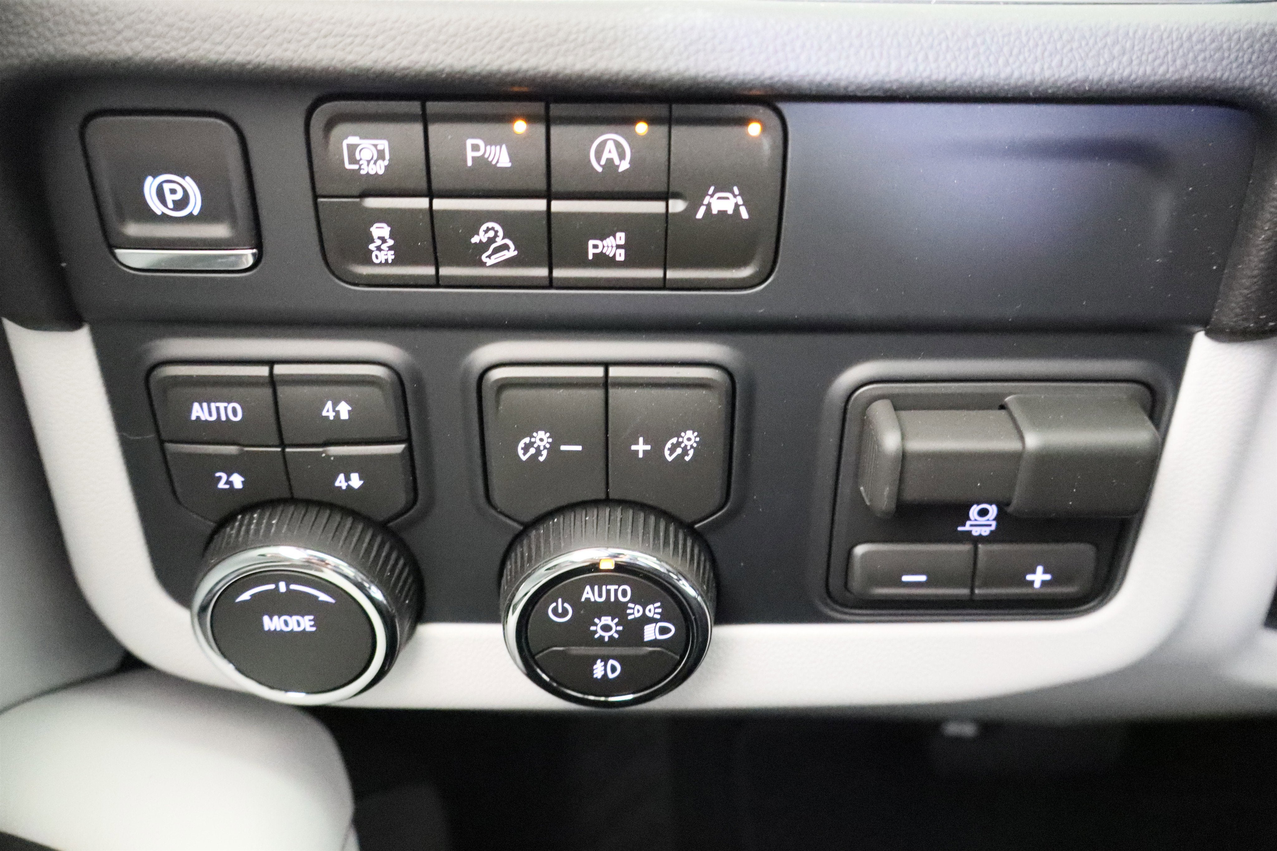 2026 Chevrolet Tahoe Premier 4WD