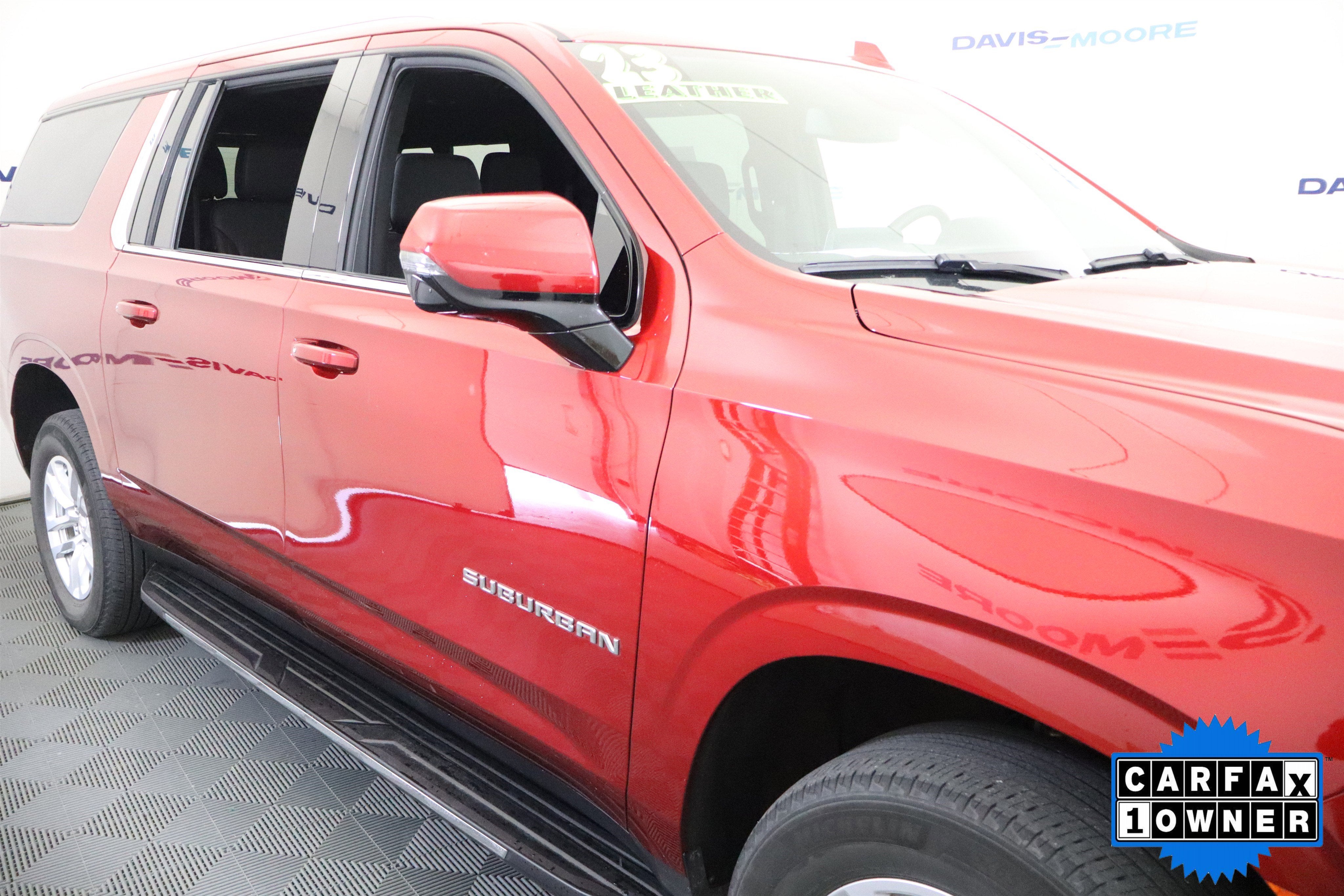 2023 Chevrolet Suburban LT 4WD