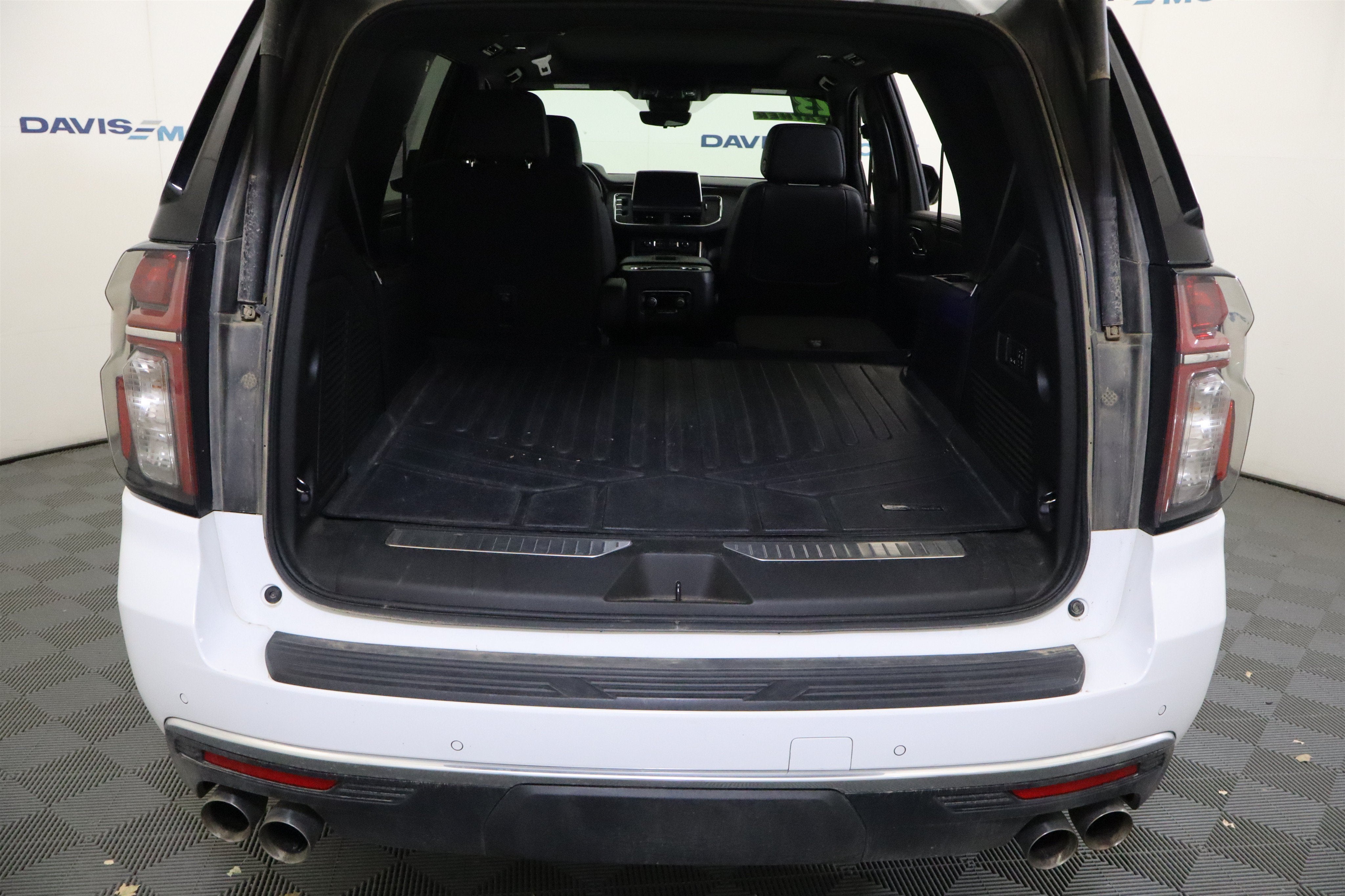 2023 Chevrolet Tahoe High Country 4WD