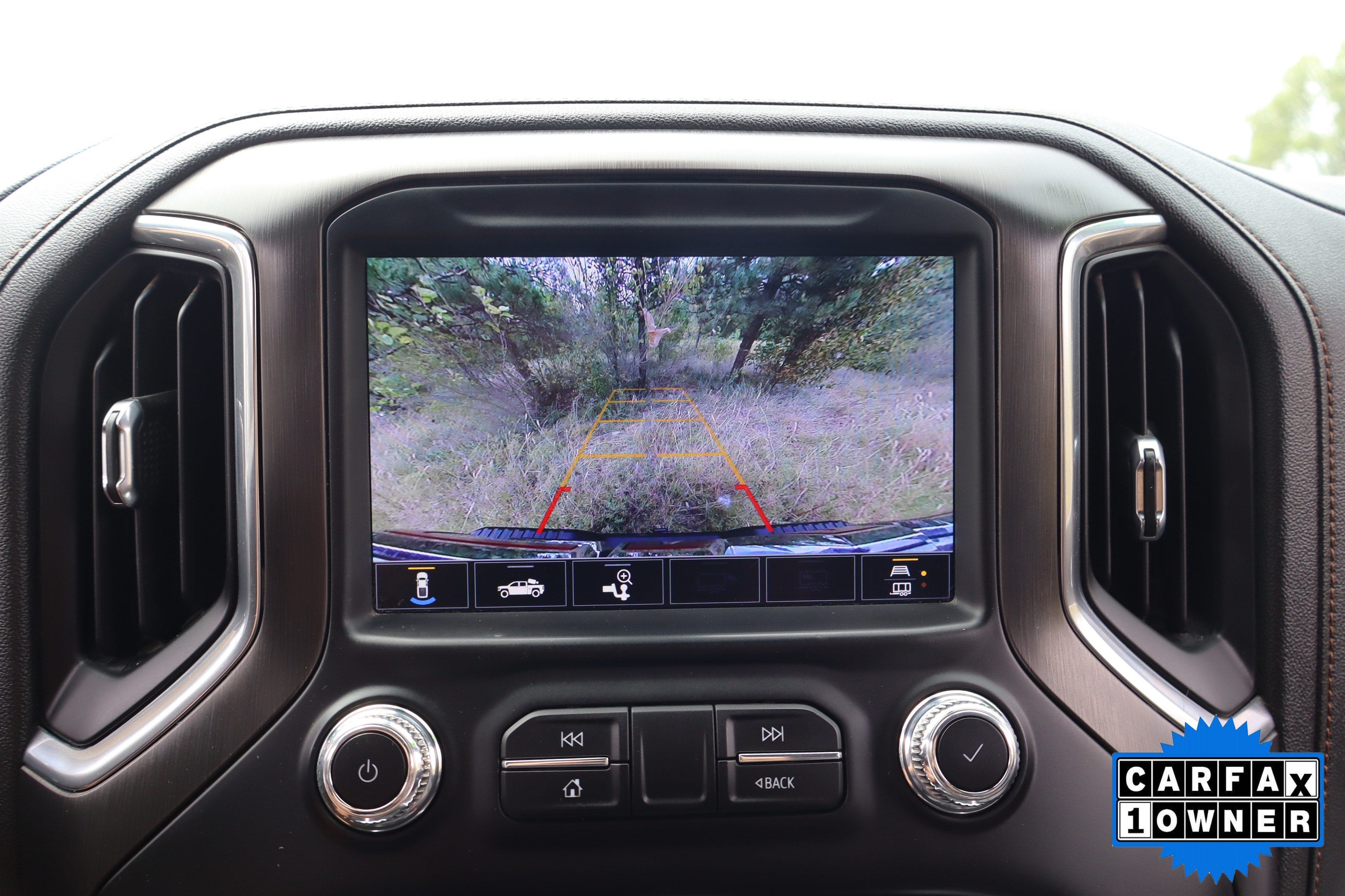 2022 GMC Sierra 2500HD AT4 Crew Cab 4WD