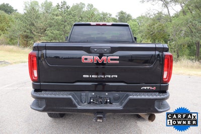 2022 GMC Sierra 2500HD AT4 Crew Cab 4WD