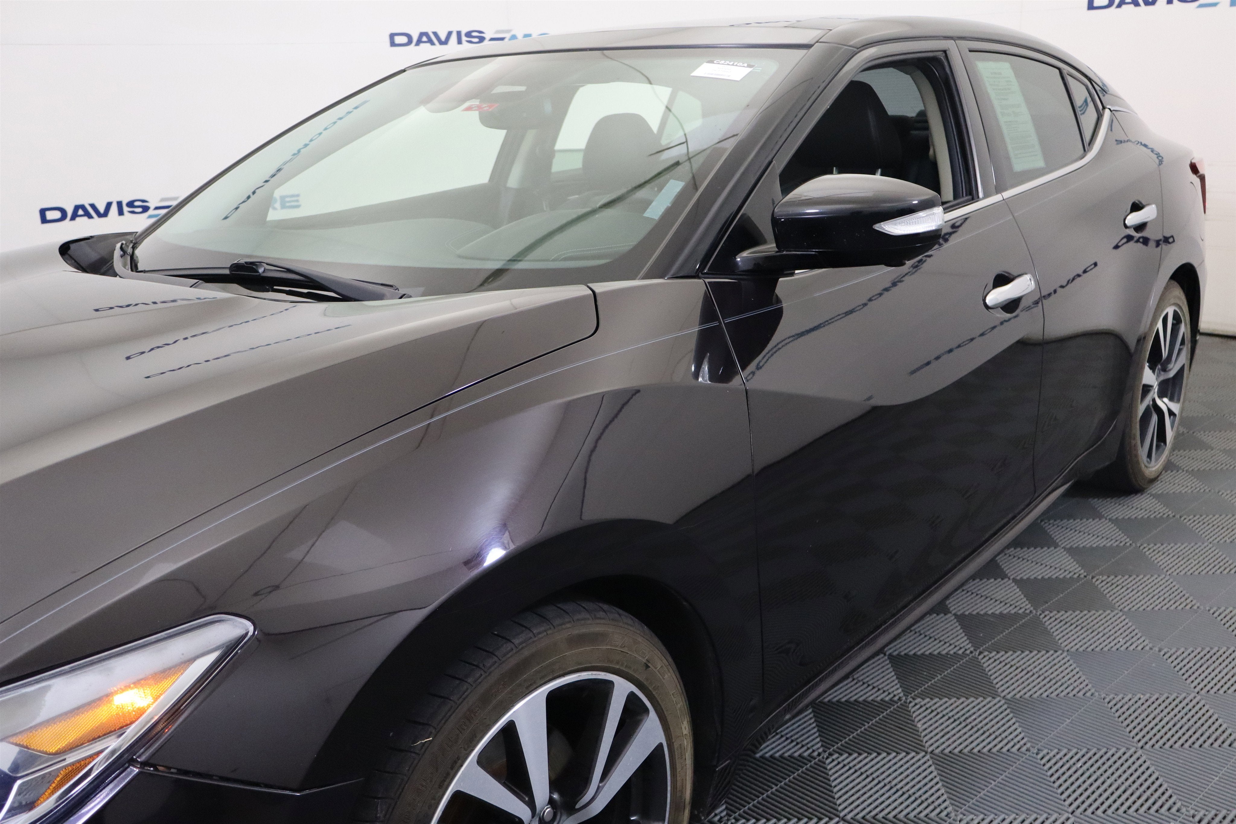 2017 Nissan Maxima Platinum