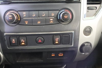 2021 Nissan Titan SV Crew Cab 4x4